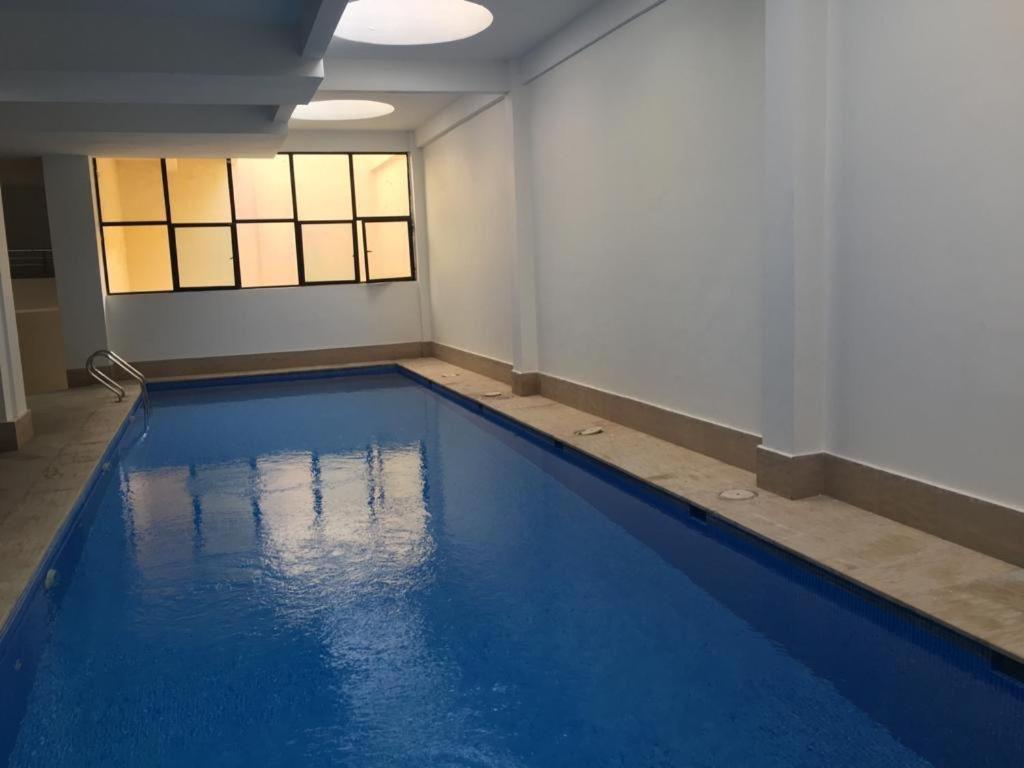 Moderne Avec Terrasse, Piscine Et Parking A Gueliz, Marrakech Apartment Marrakesh