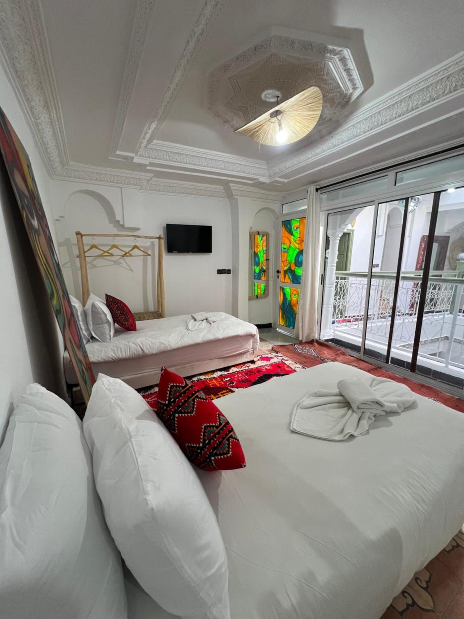 Dar Lfen Riad