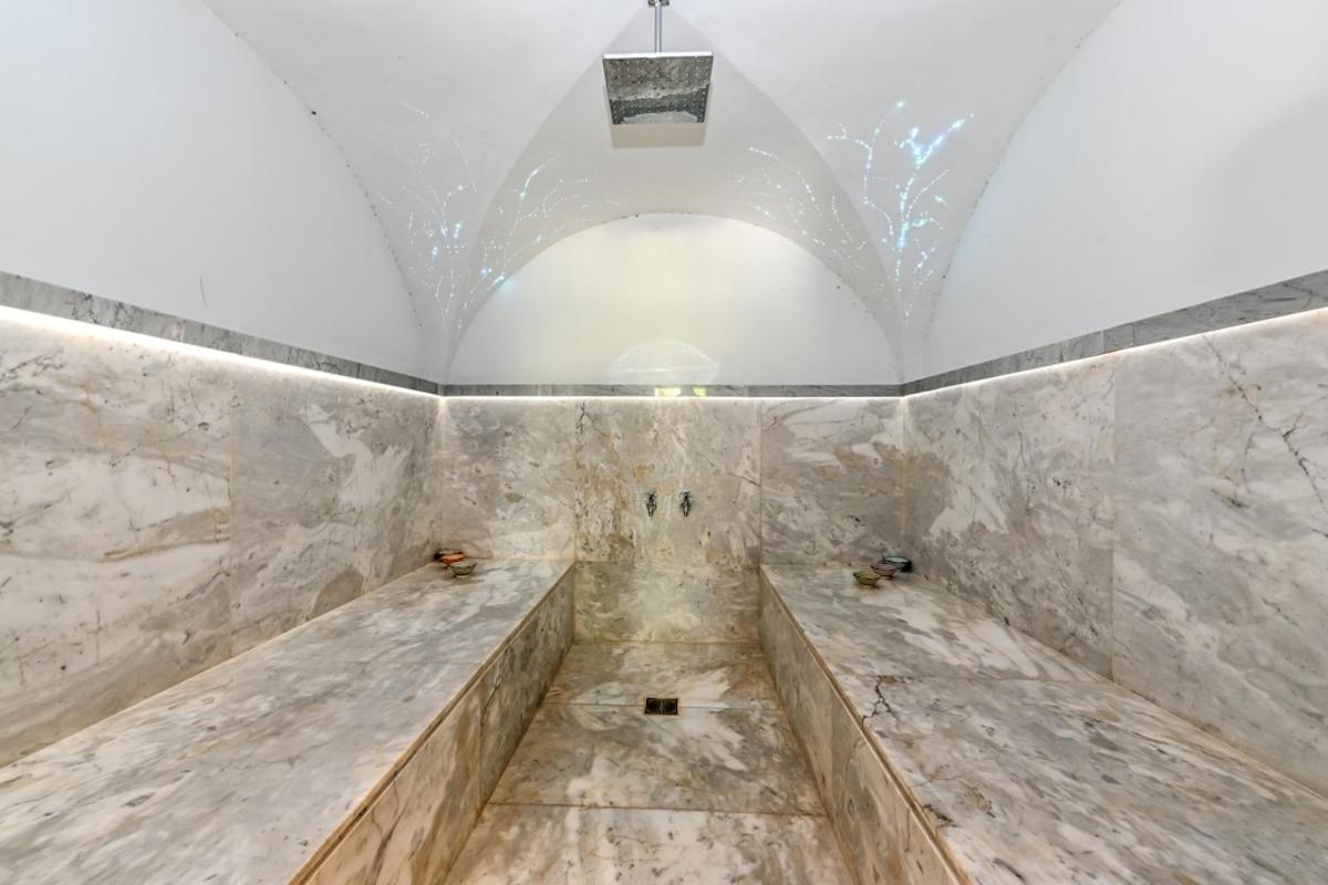 Stella! Elegante & Piscine Sans Vis A Vis Villa