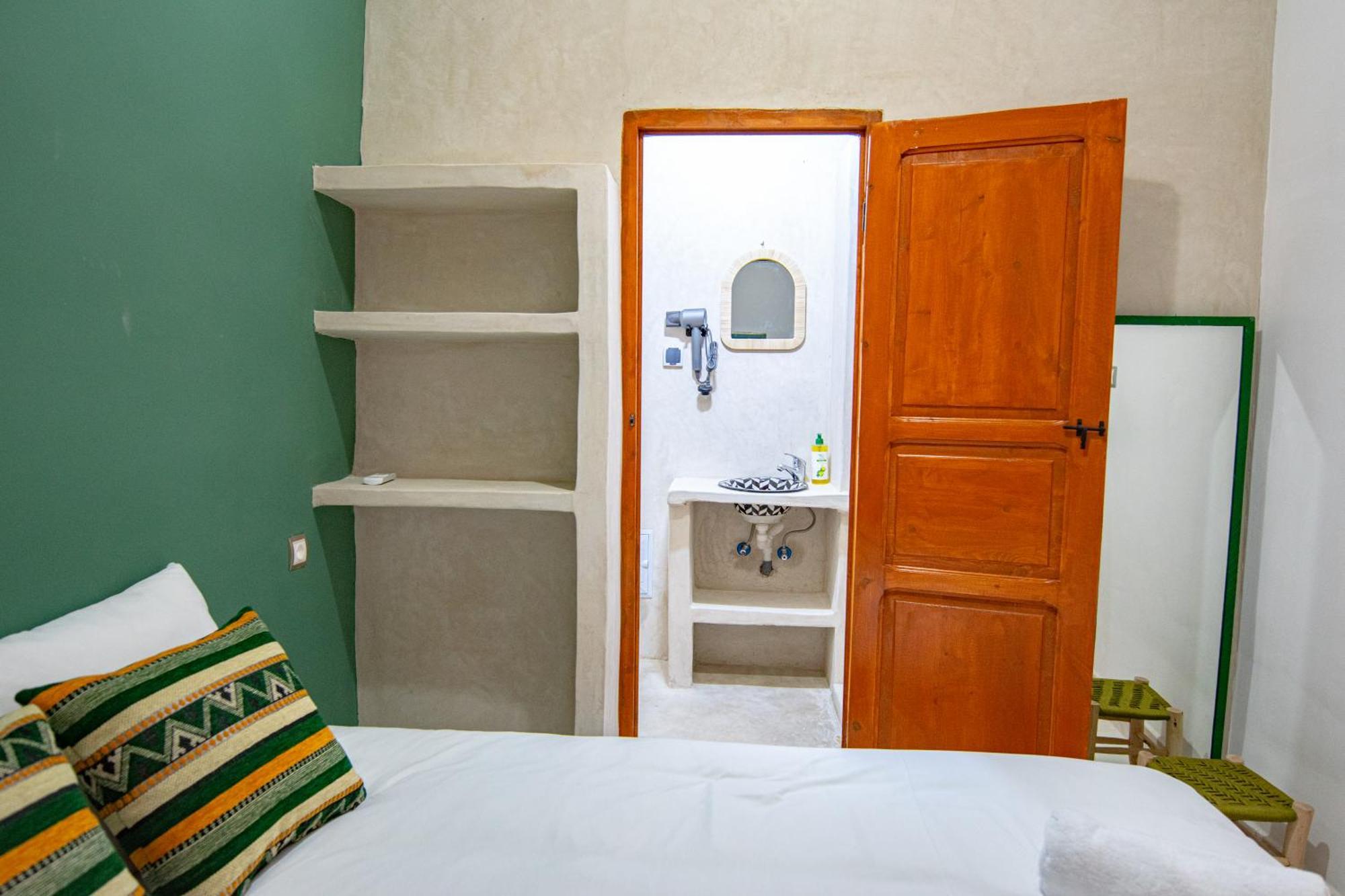 Albergue Sun *