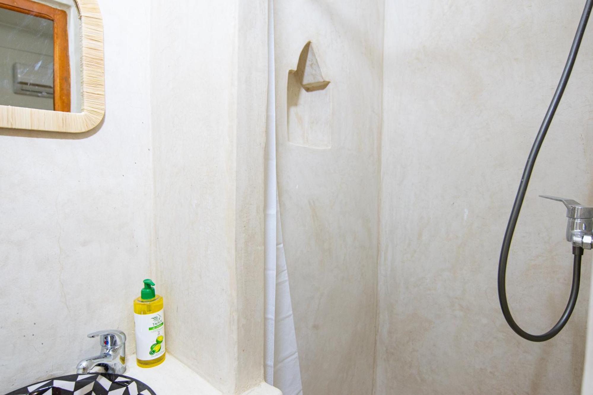 Sun Albergue