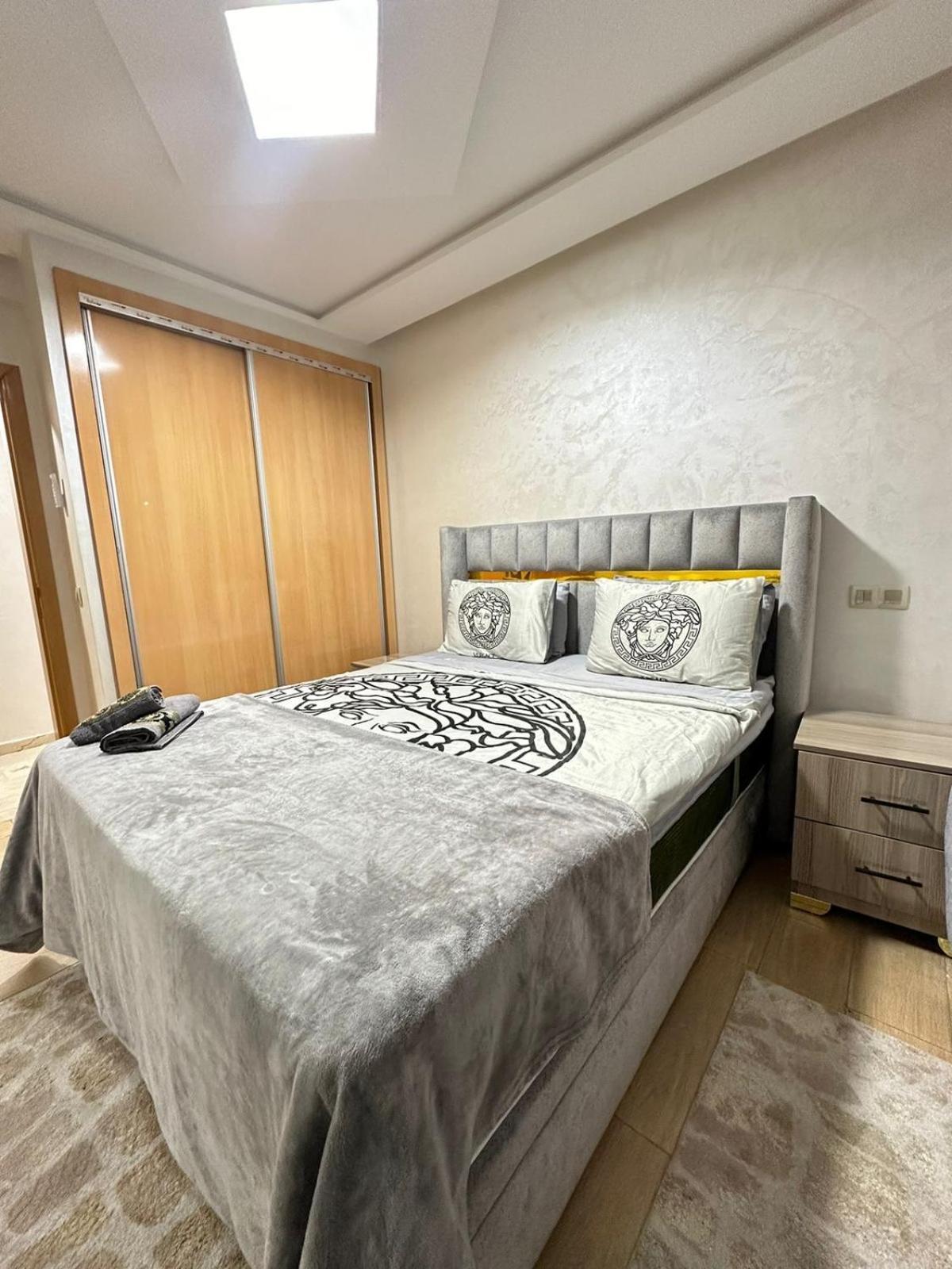 De Luxe Apartment *