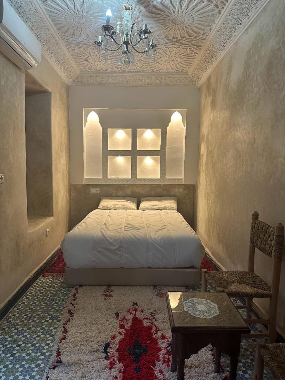Guest house Amirwa 2 *