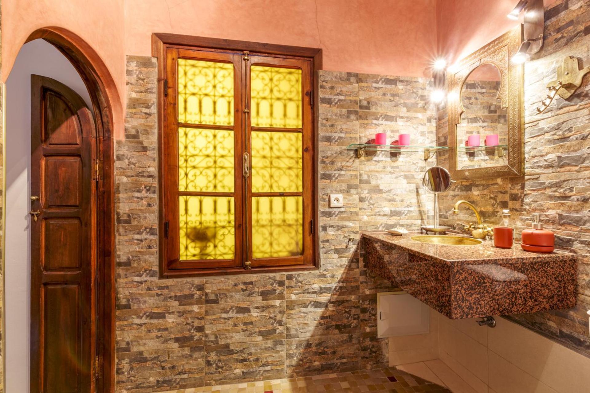 Dar Khmissa Riad & Spa Guest house