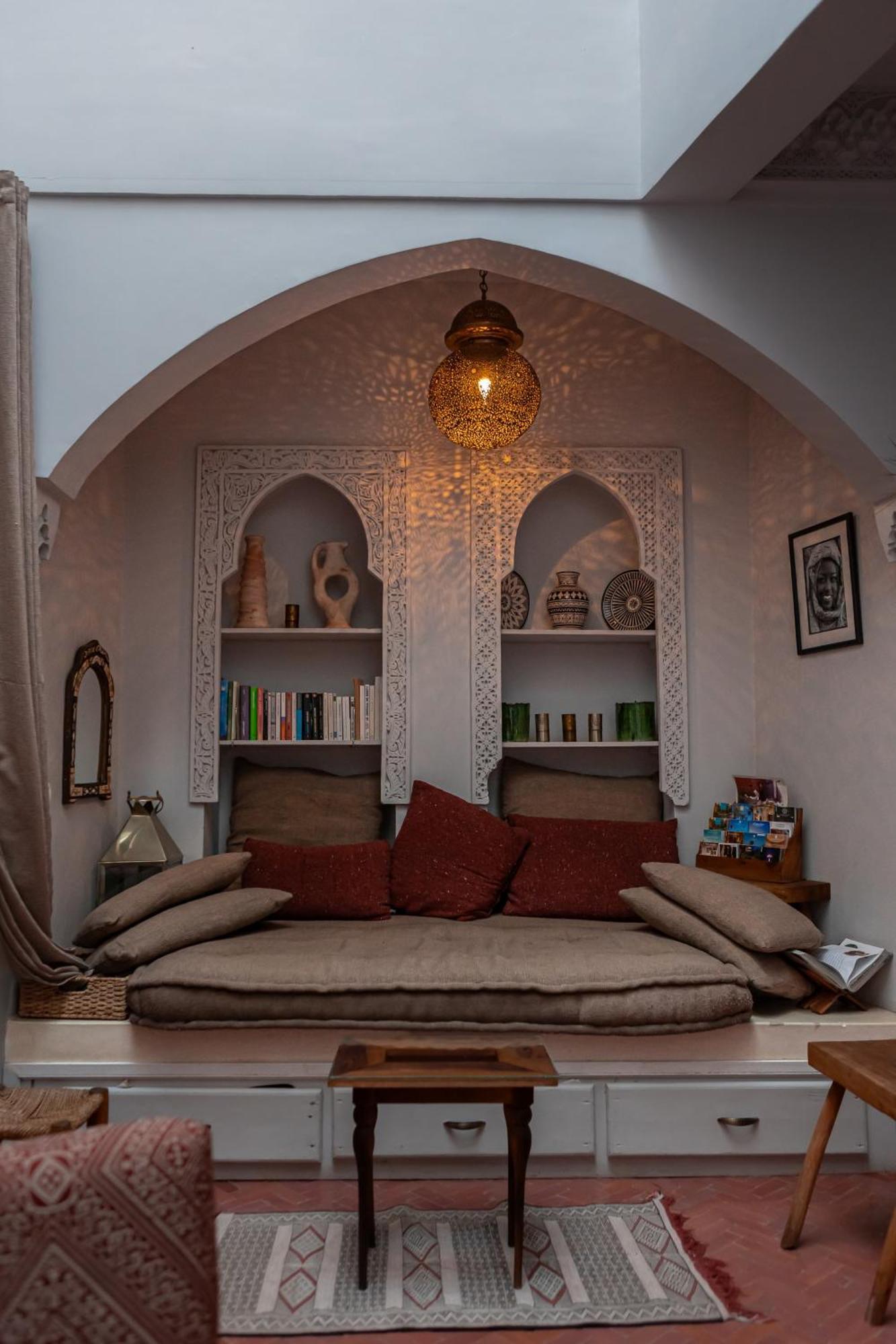 Riad Laly Tourisme Eclaire Le Bijou De La Medina 3*