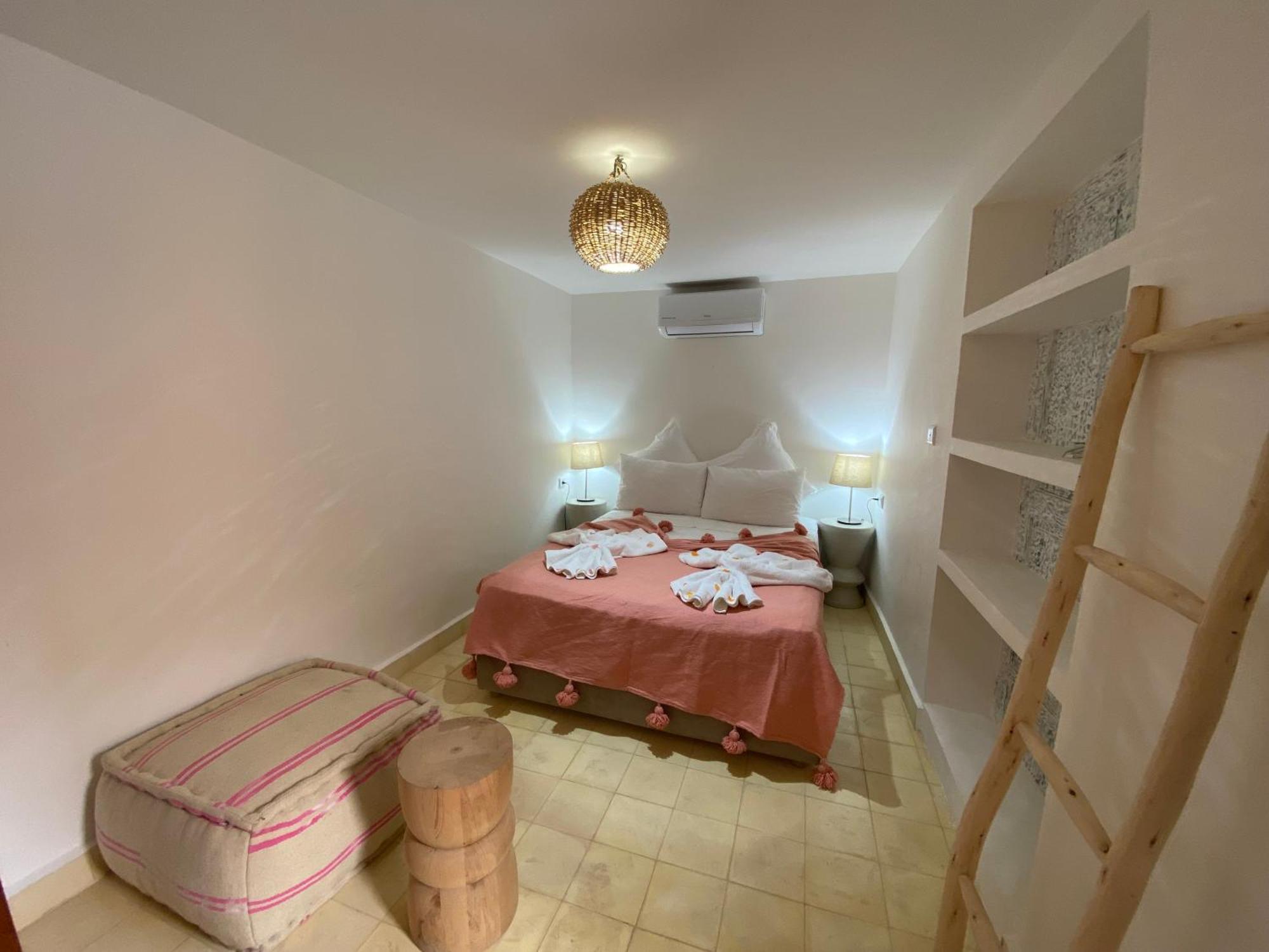 7 Saints Riad 4*