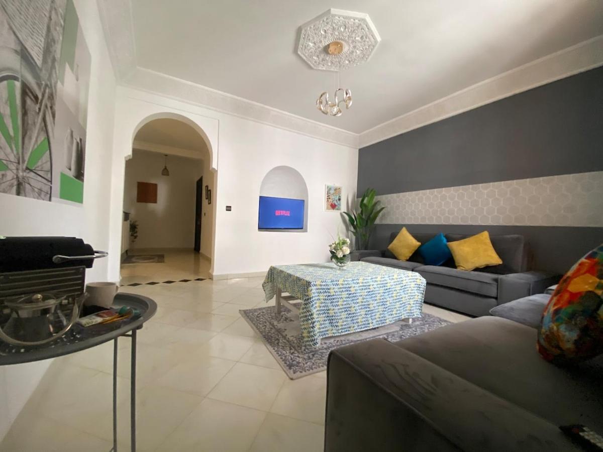 Apartment Spacieux Et Confortable *