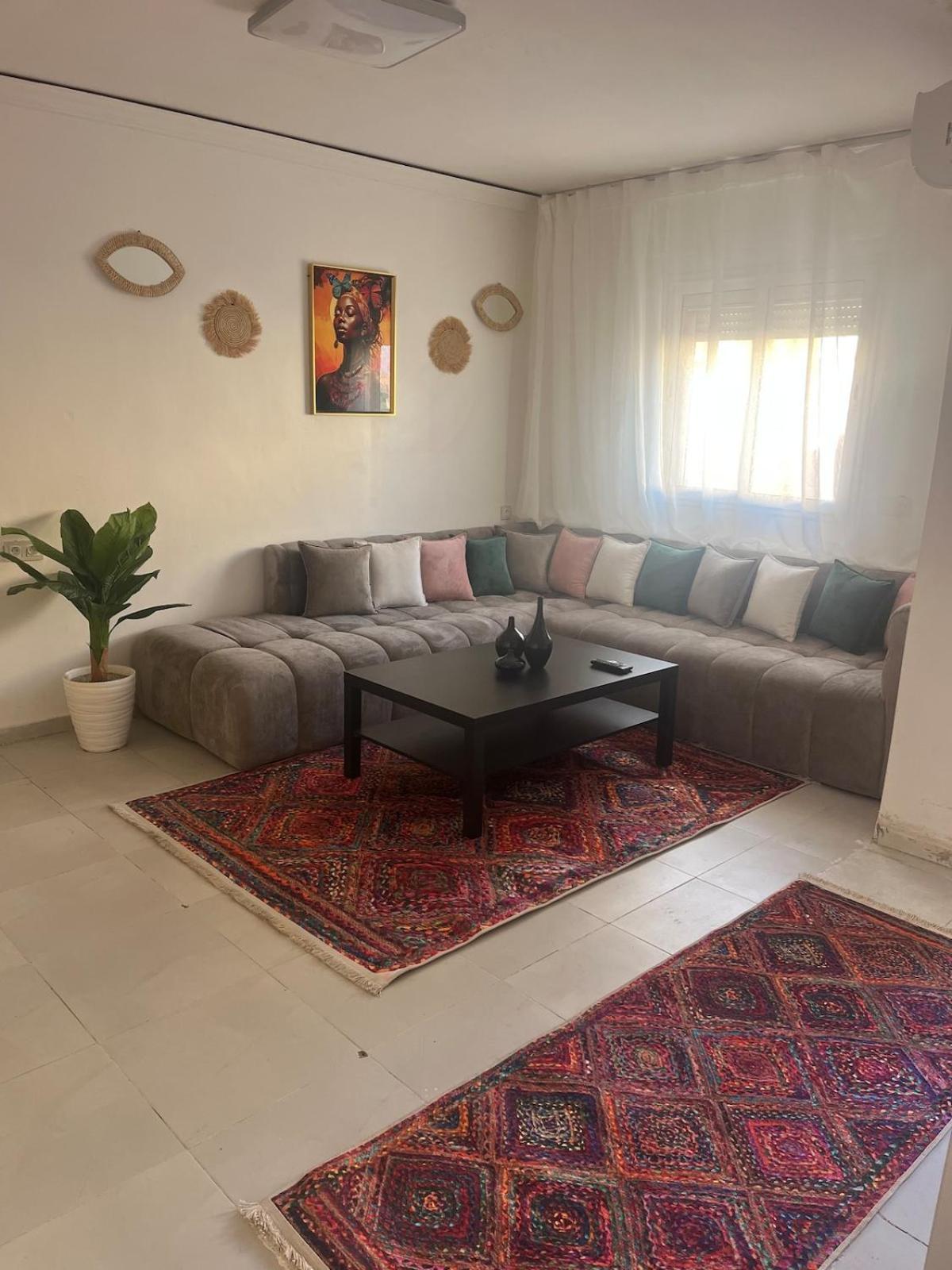 Au Coeur De La Ocre Apartment *