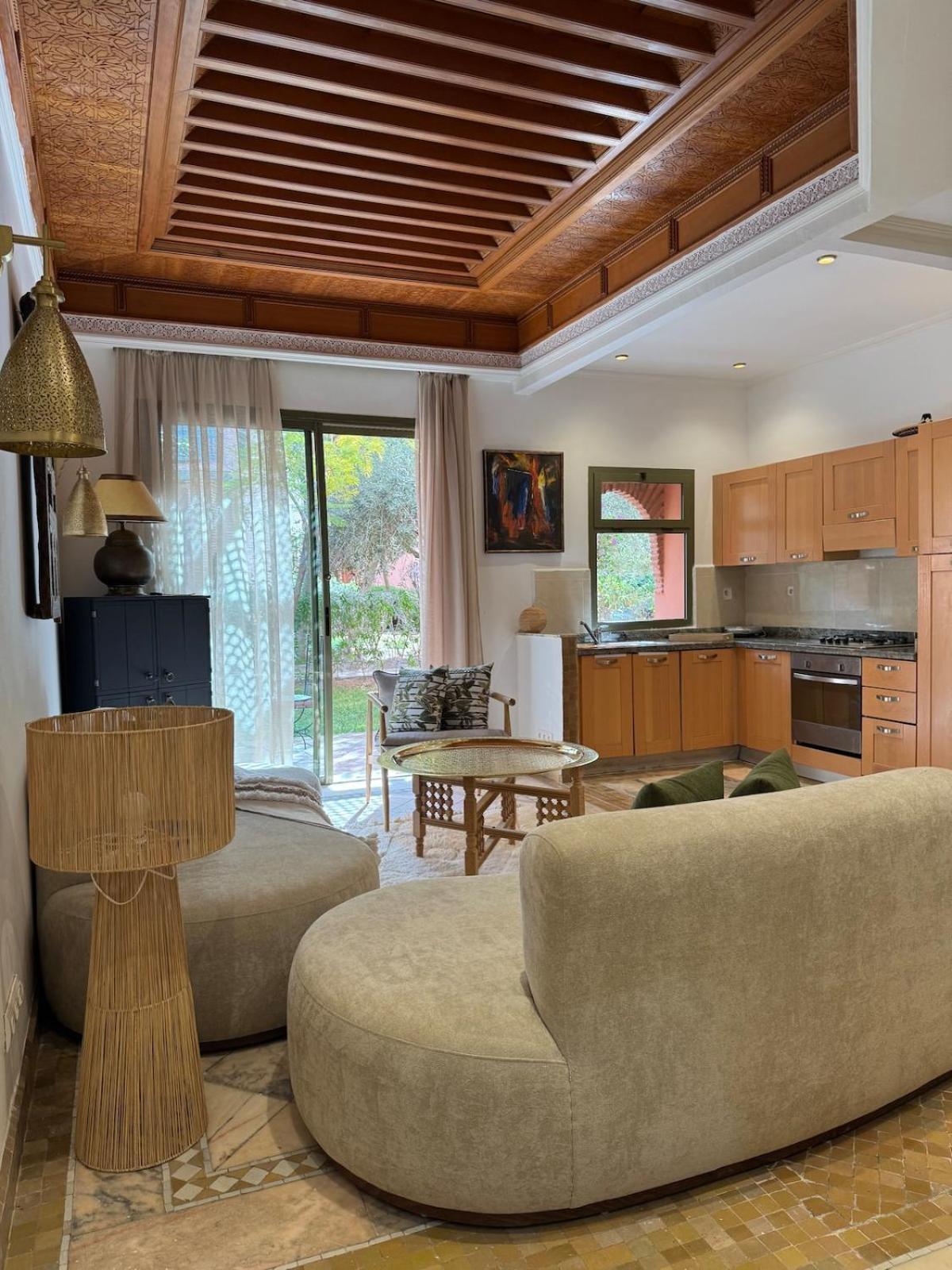 Traditional Moroccan Flat In Palmeraie Apartment