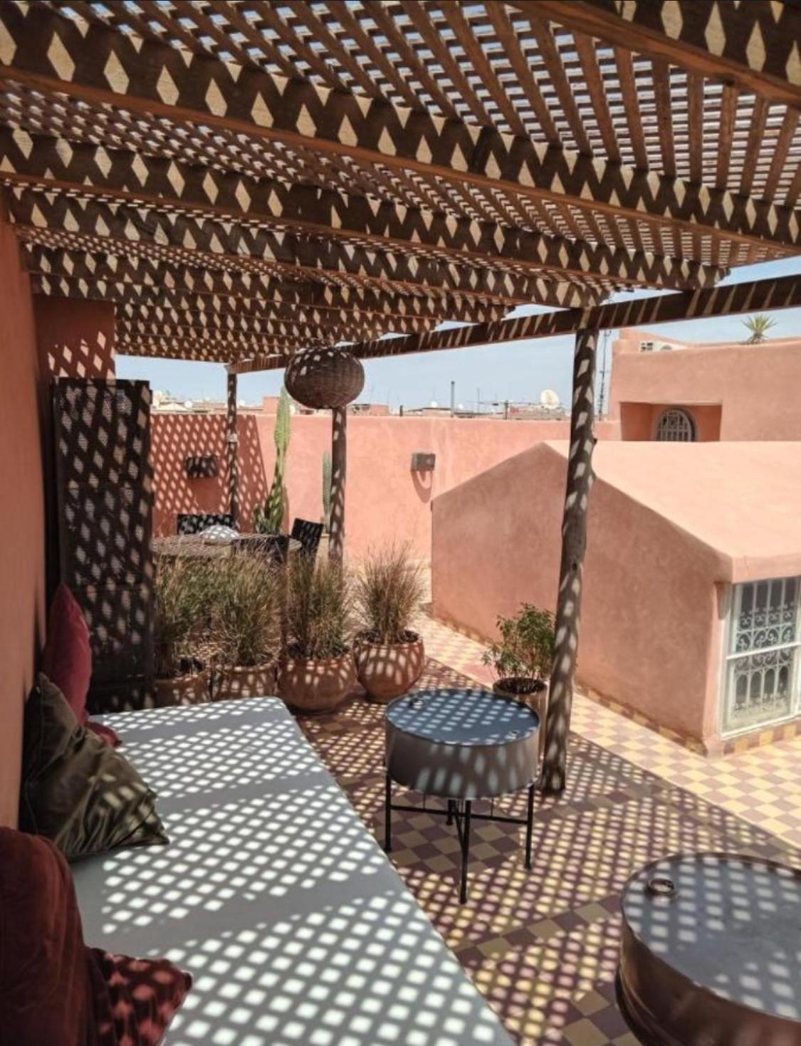 Sama Dabachi Vibrant Medina Loft And Roof