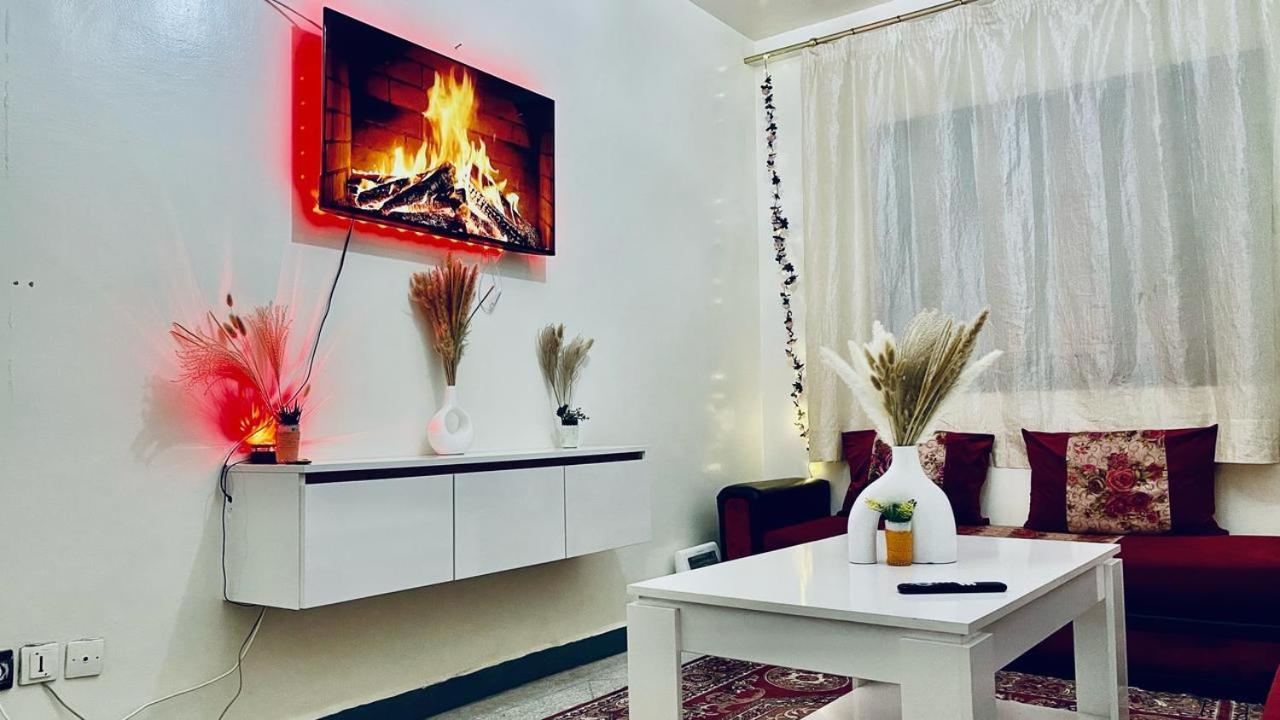 Cozy Airport Only 5 Minutes Walk *
