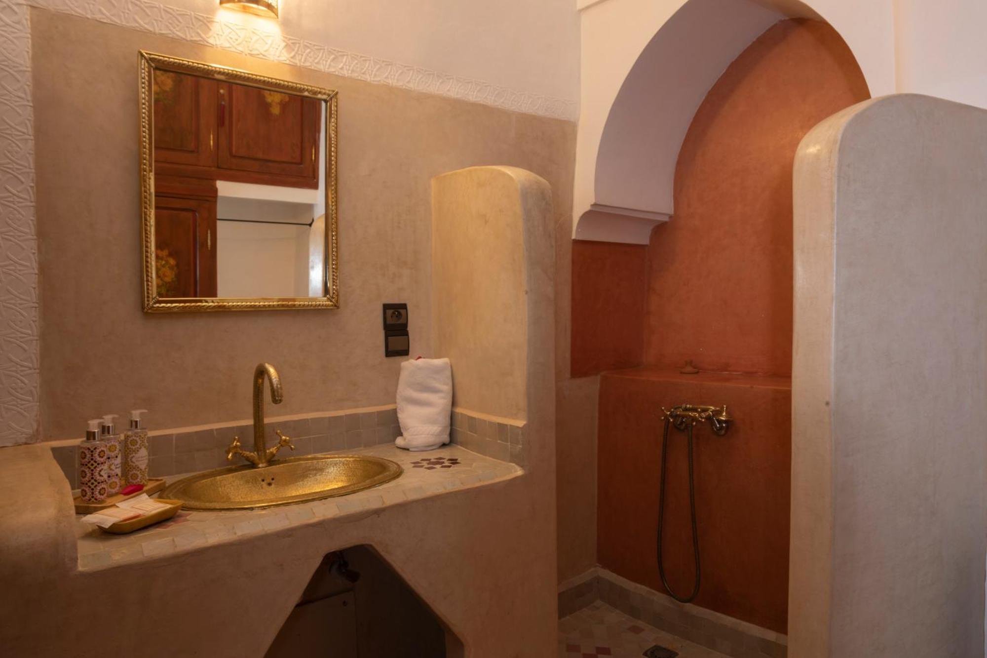 Riad O'zeen *