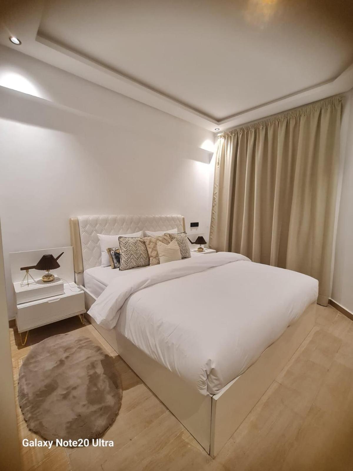 Apartment Quiet