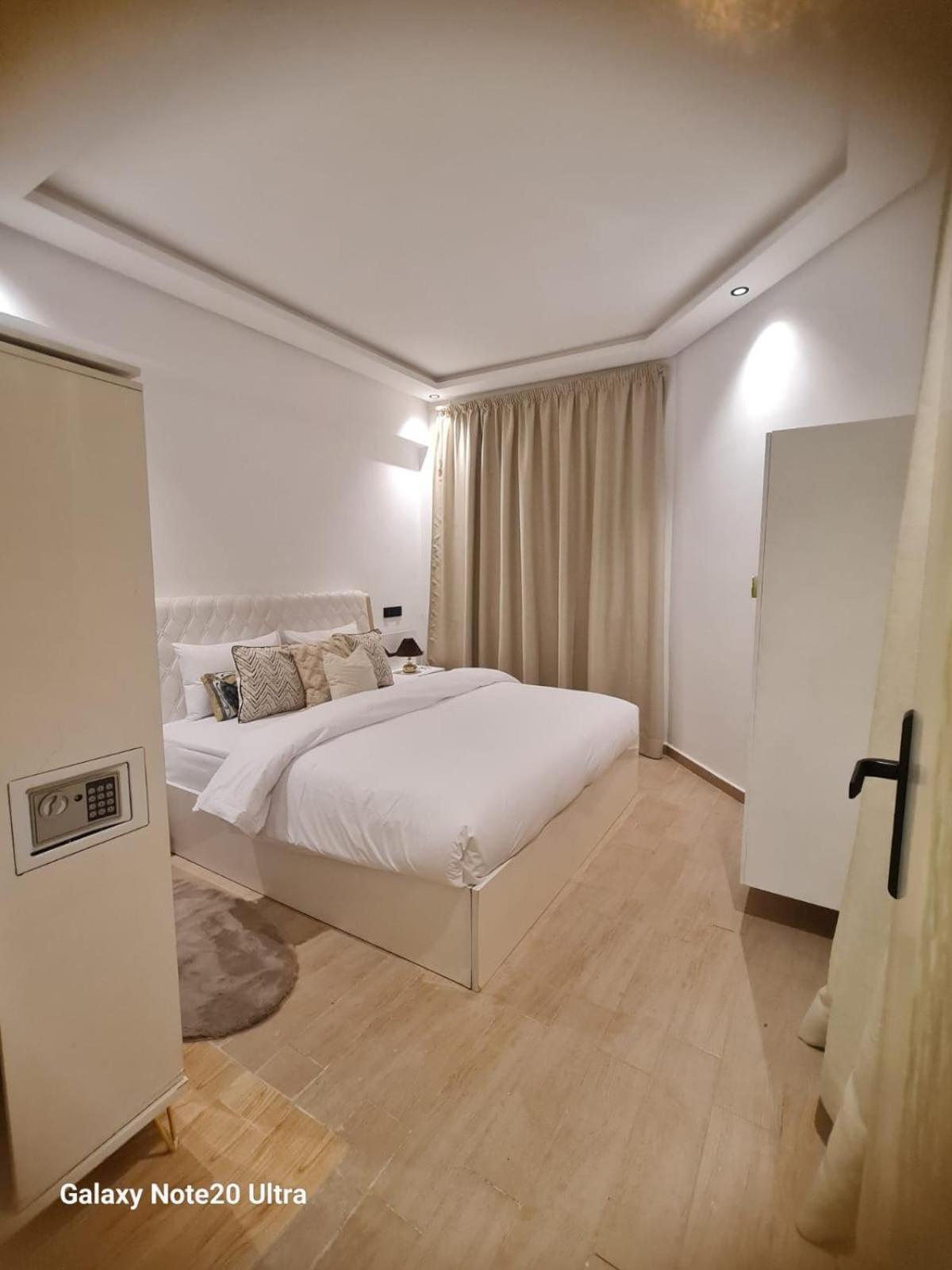 Quiet Apartment