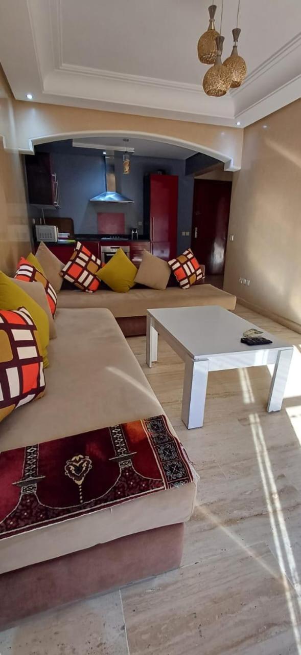 Familial Hamza 2 Apartment