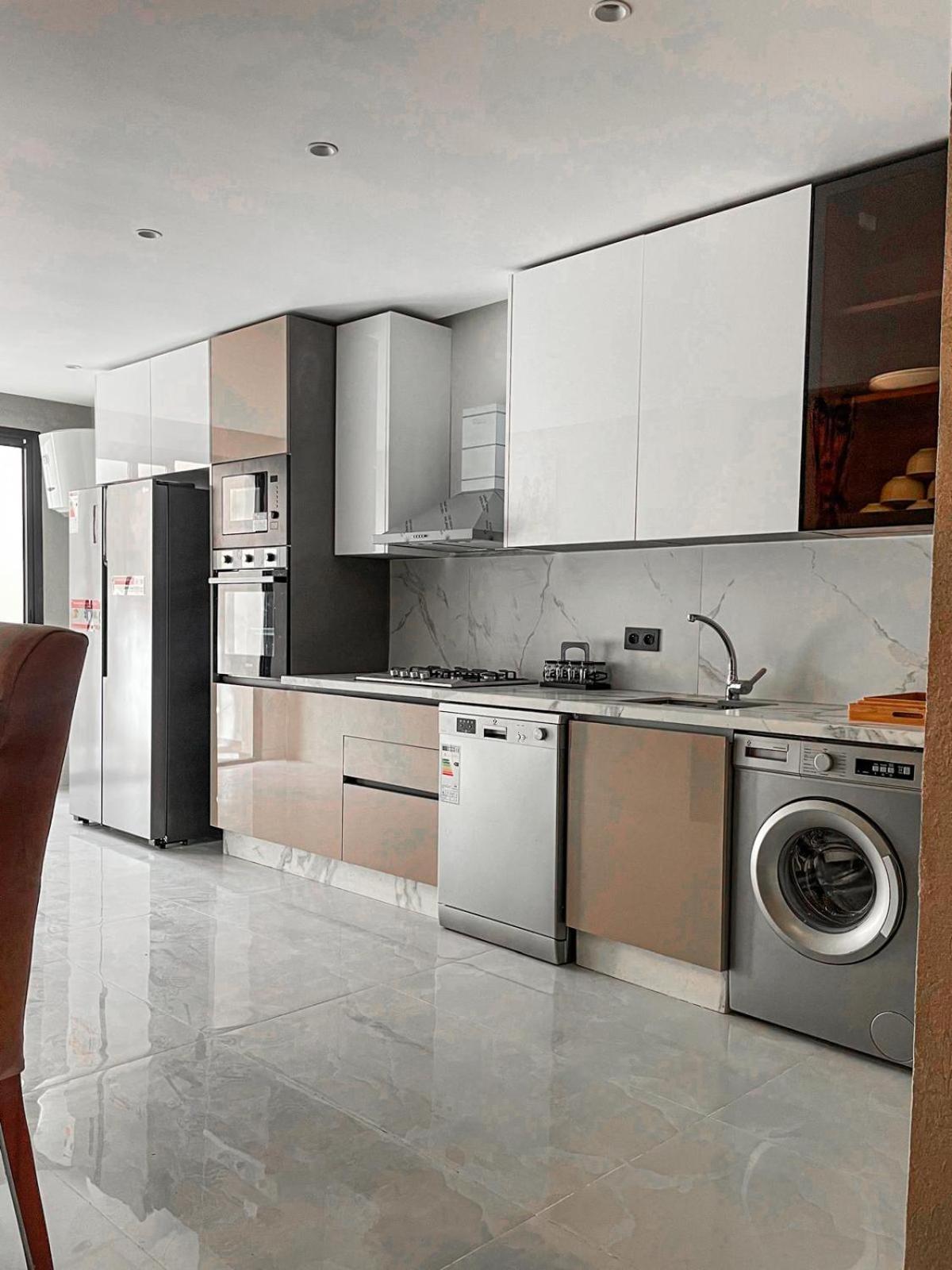 Majestic Duplex - Luxe Et Confort Au Coeur De Marrakech