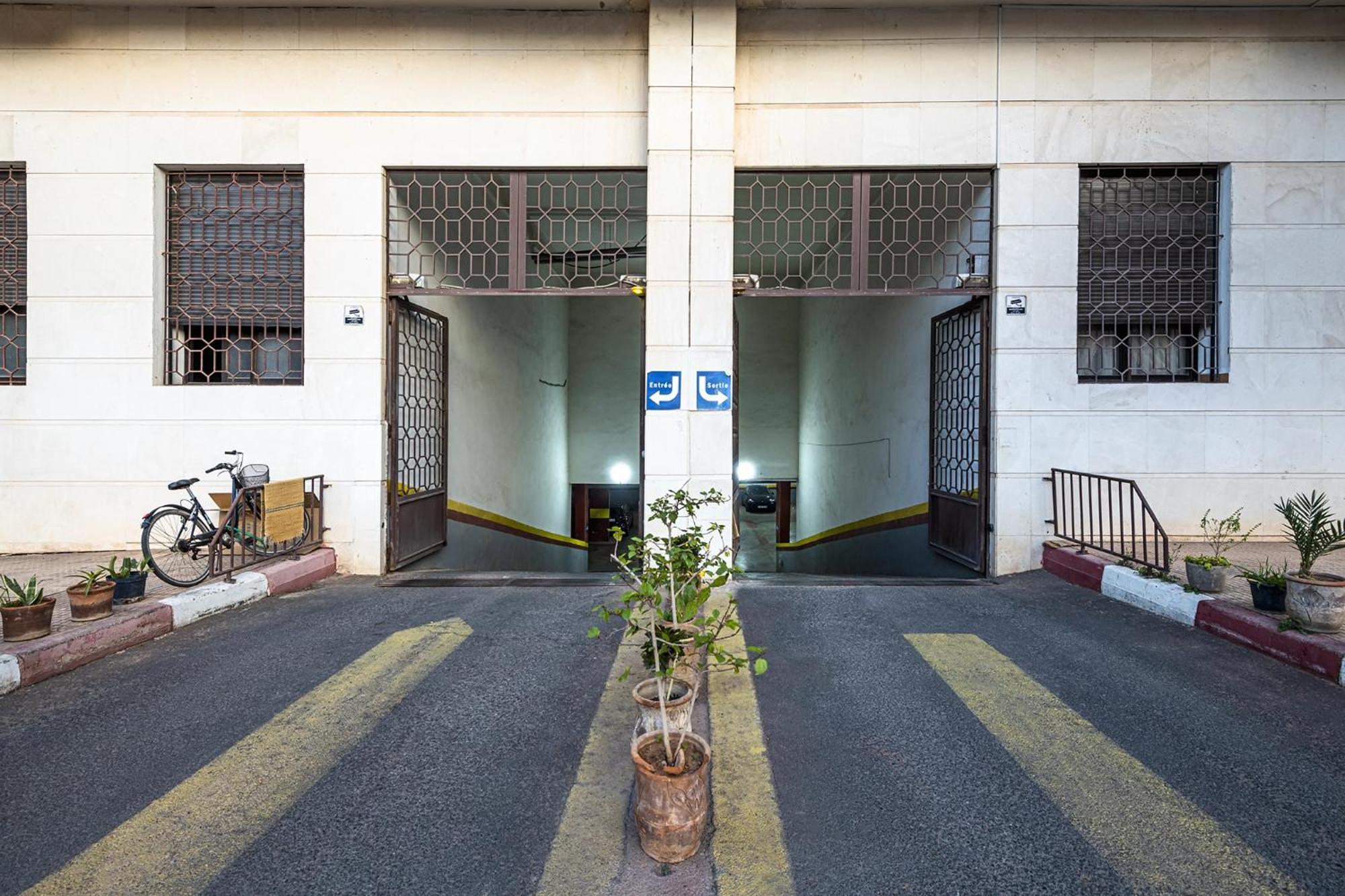Bien Equipe Au Centre Garage Prive Et Climatiseur Fibre 5g *