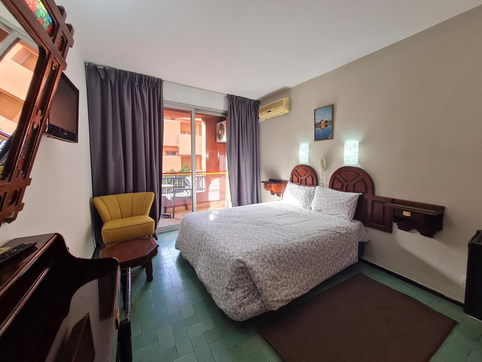Tachfine Hotel