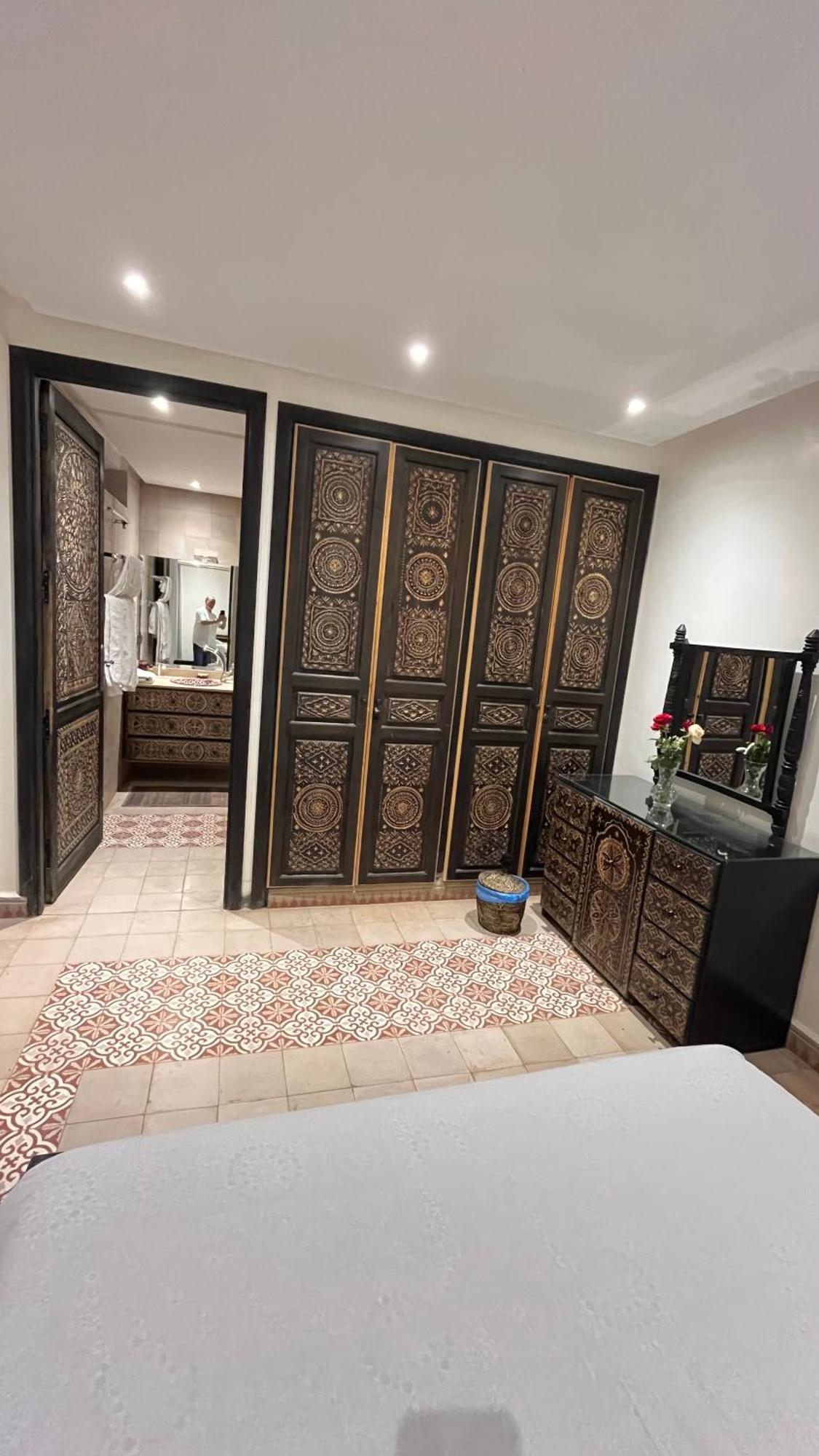 Darabi En Exclusivité