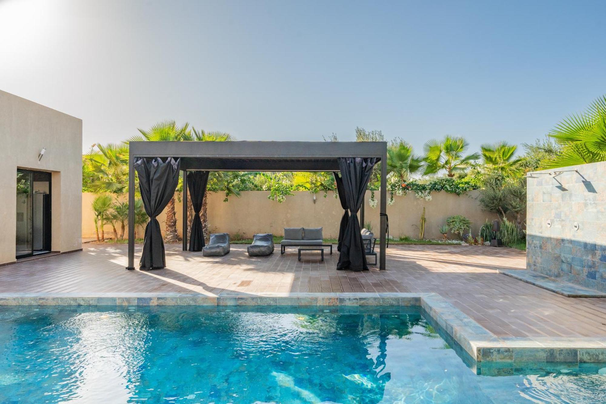 Glamorous Modern Villamarrakesh *