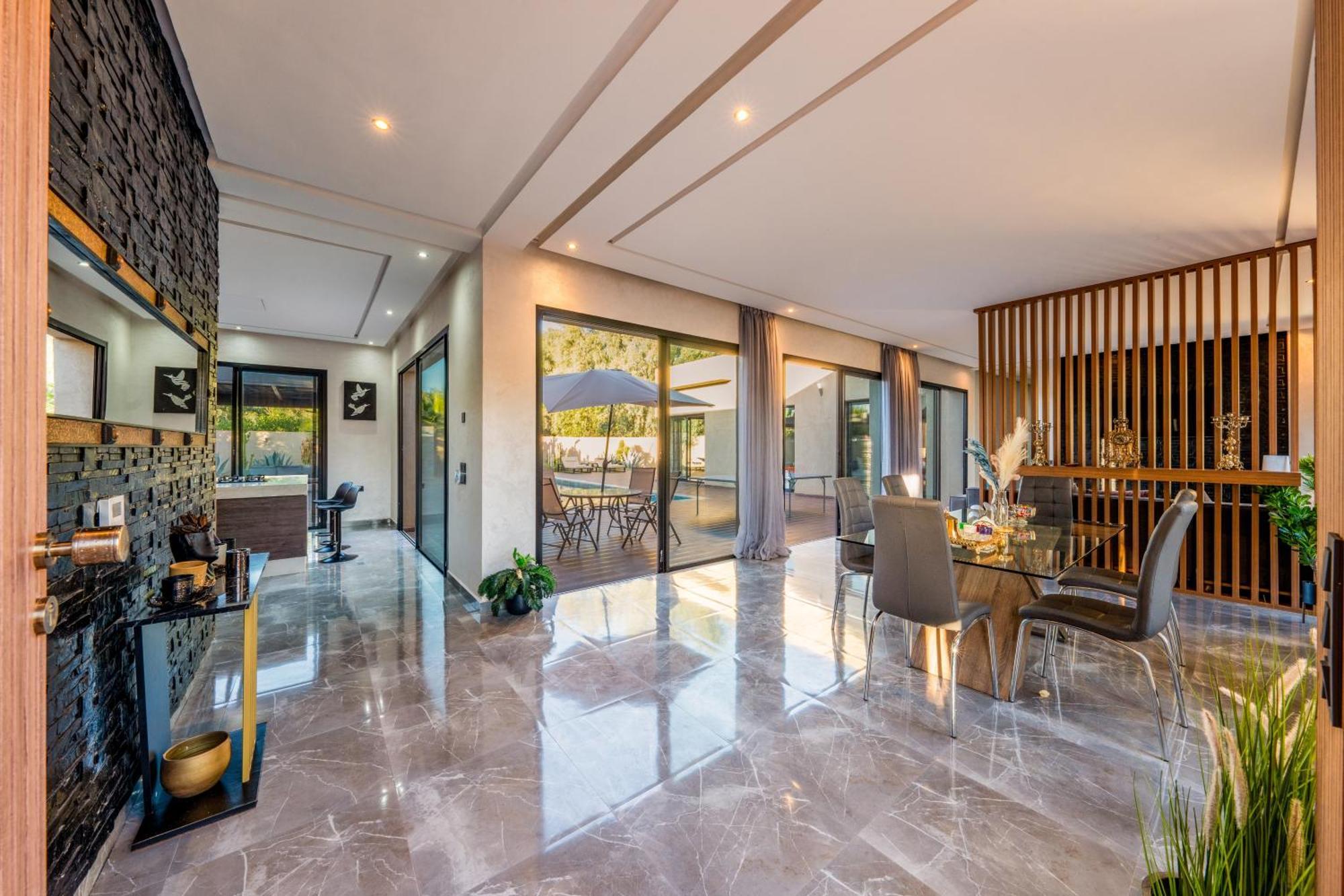 Glamorous Modern Villamarrakesh *