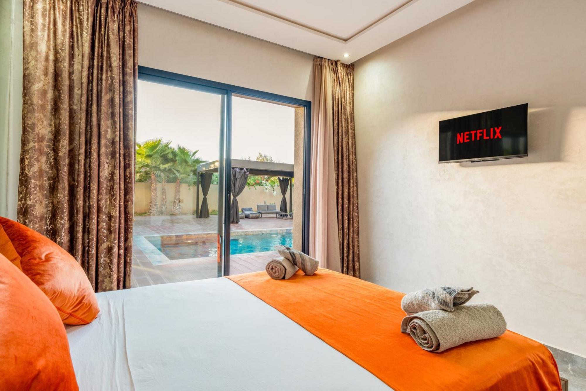Glamorous Modern Villamarrakesh *