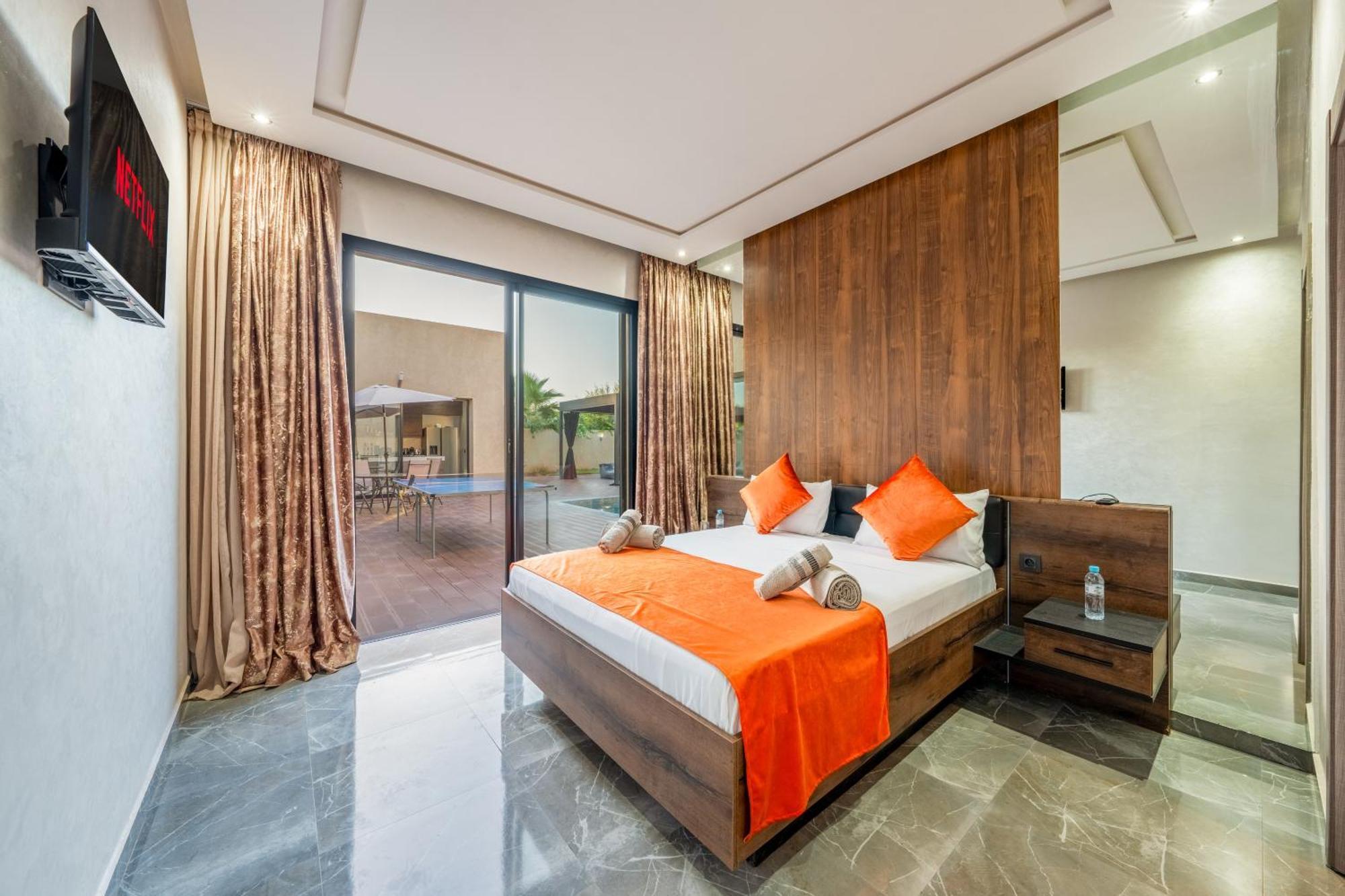 Glamorous Modern Villamarrakesh Pousada