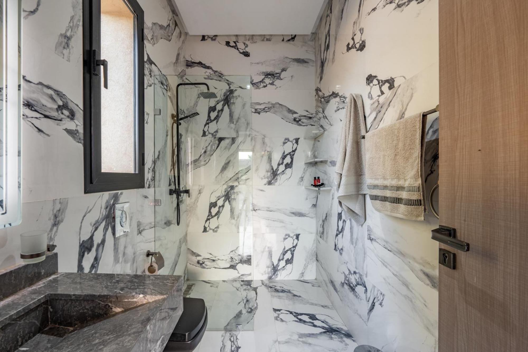 Glamorous Modern Villamarrakesh Pousada