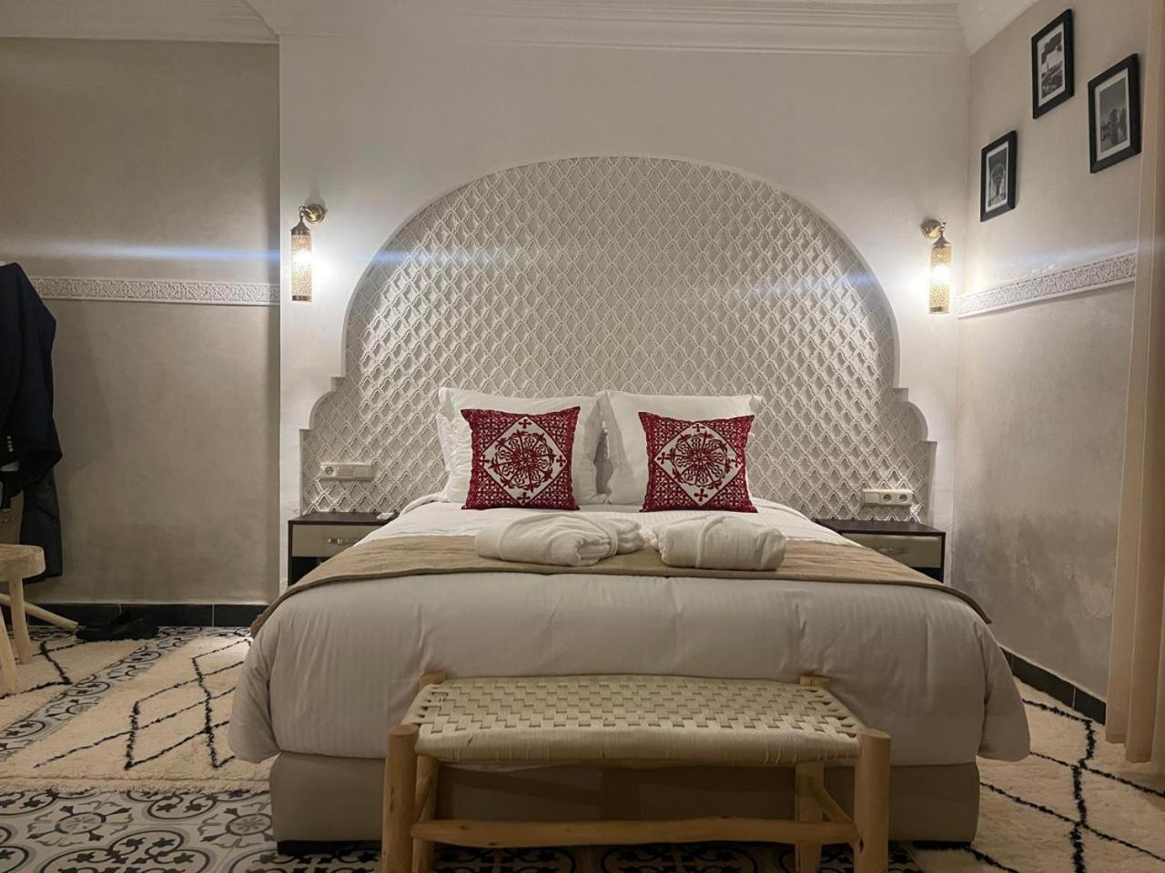 Dar Lamia Guest house *