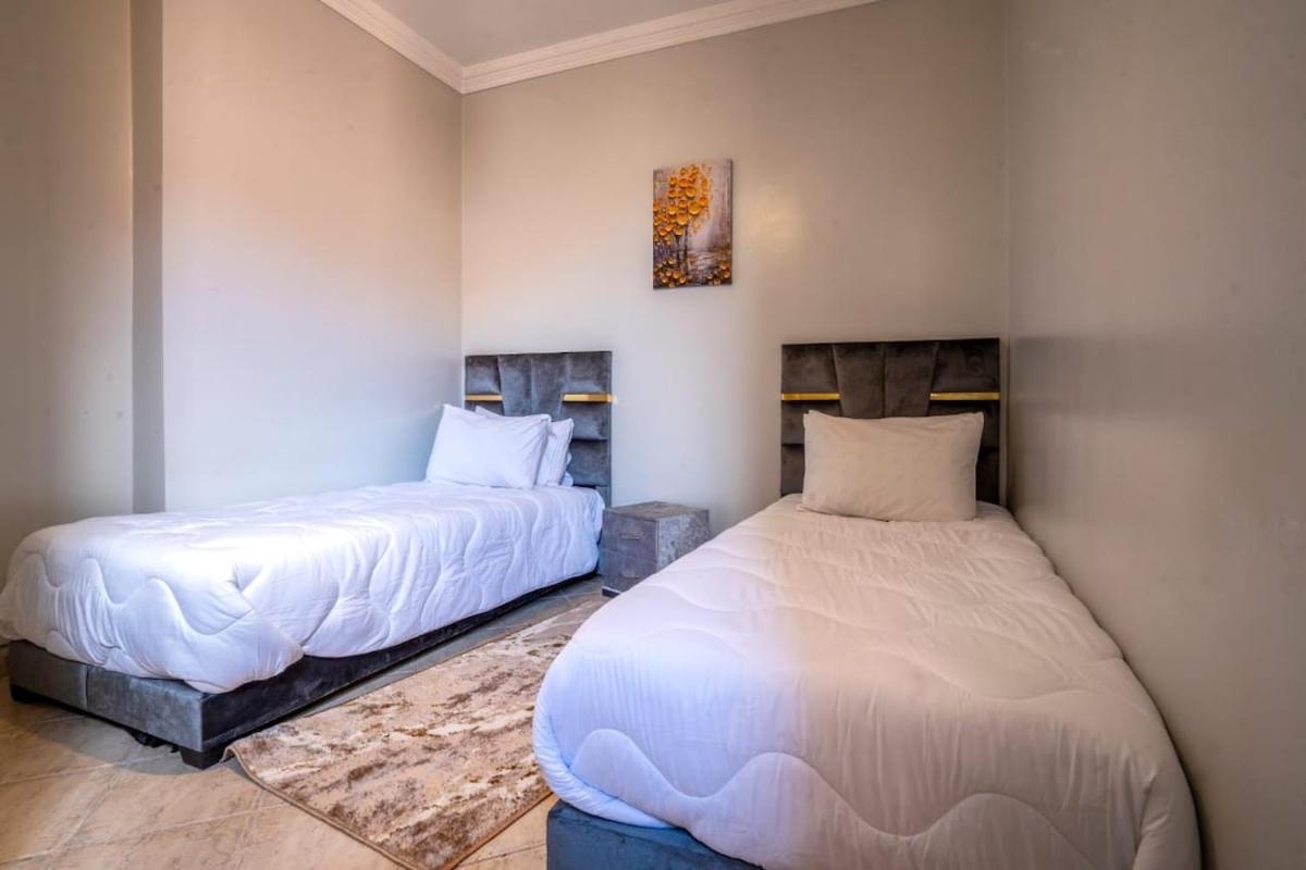 Spacious And Family Apartment *