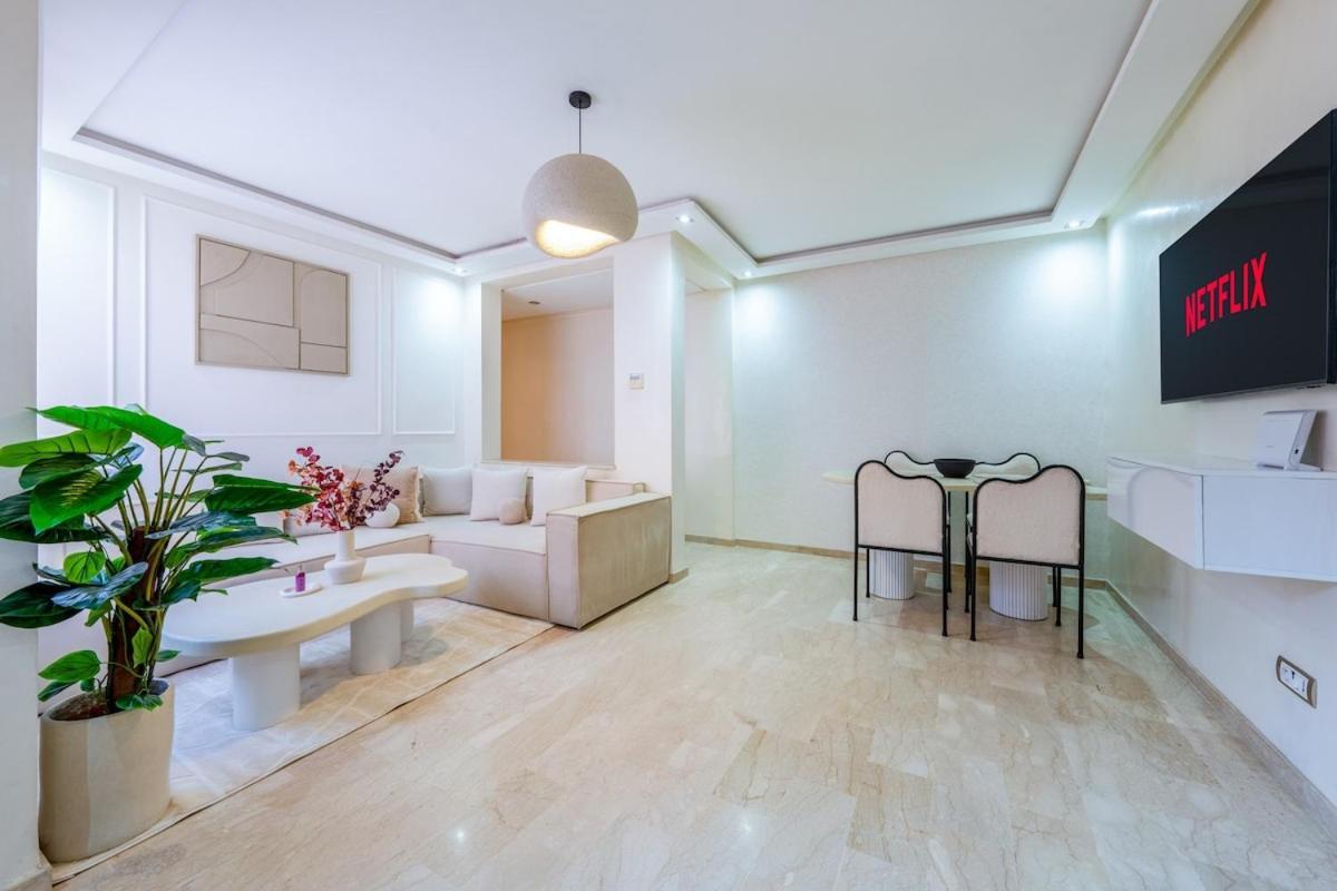 Downtown Gueliz Modern 1br Ac, Fast Wifi , Parking Apartment