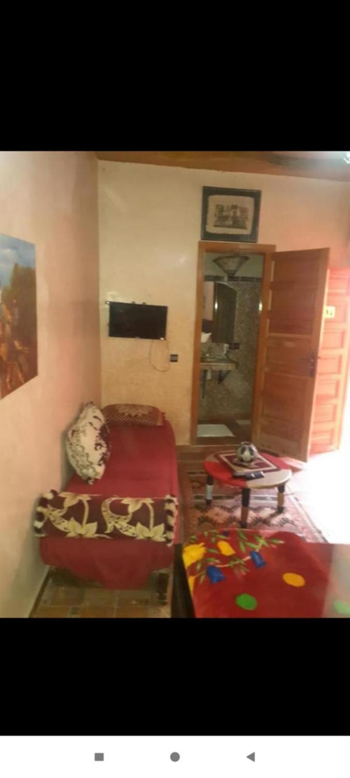Hanafi Guest house *