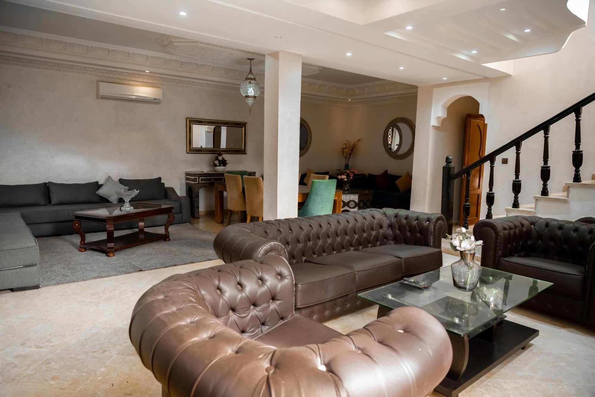 Villa 5 Pour Famille Avec Piscine & Parking *