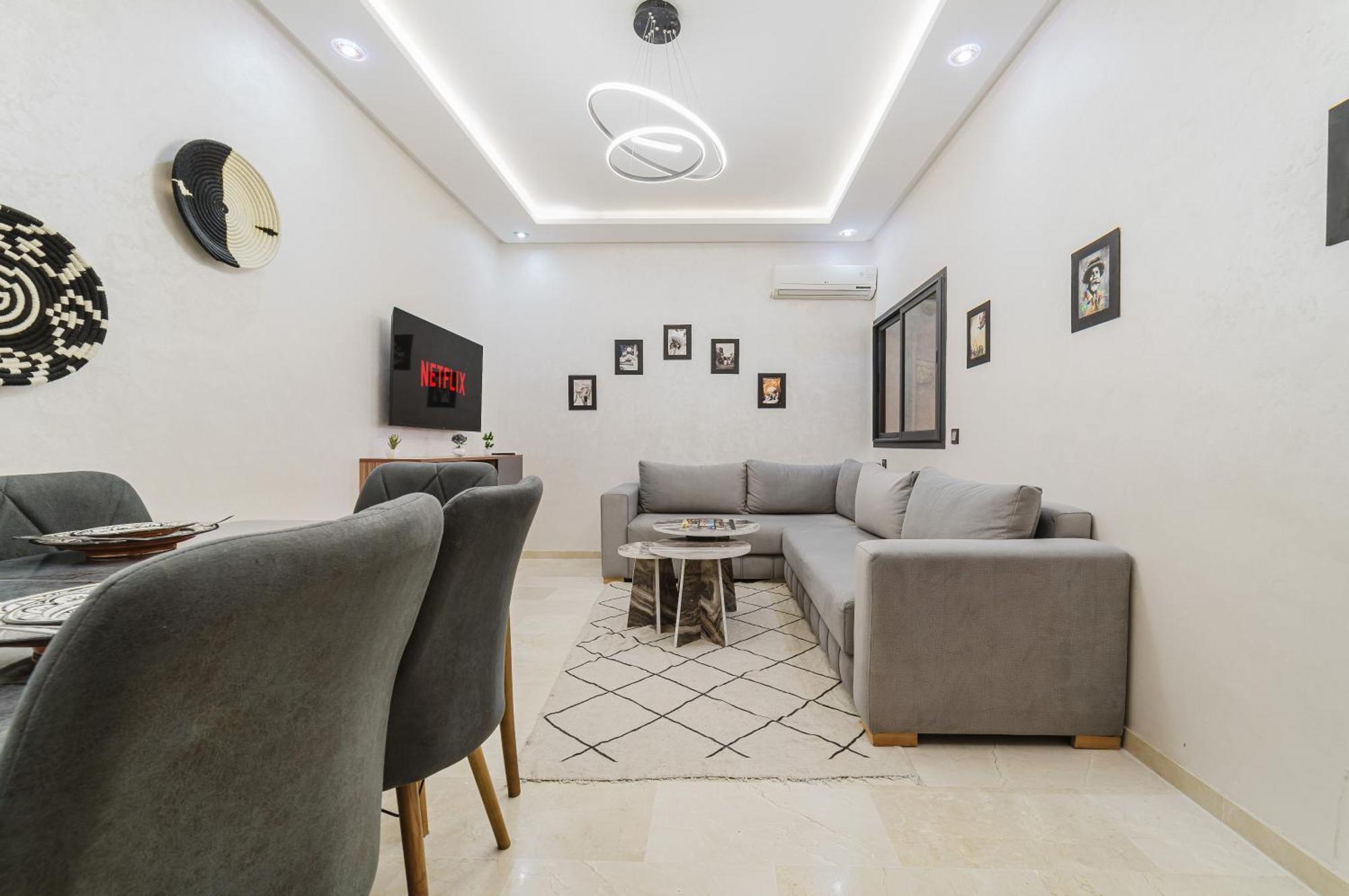 Apartment Confortable & Tres Bien Note - Vue Piscine, Proche M Avenue, Piscine, Fibre Optique, Parking *