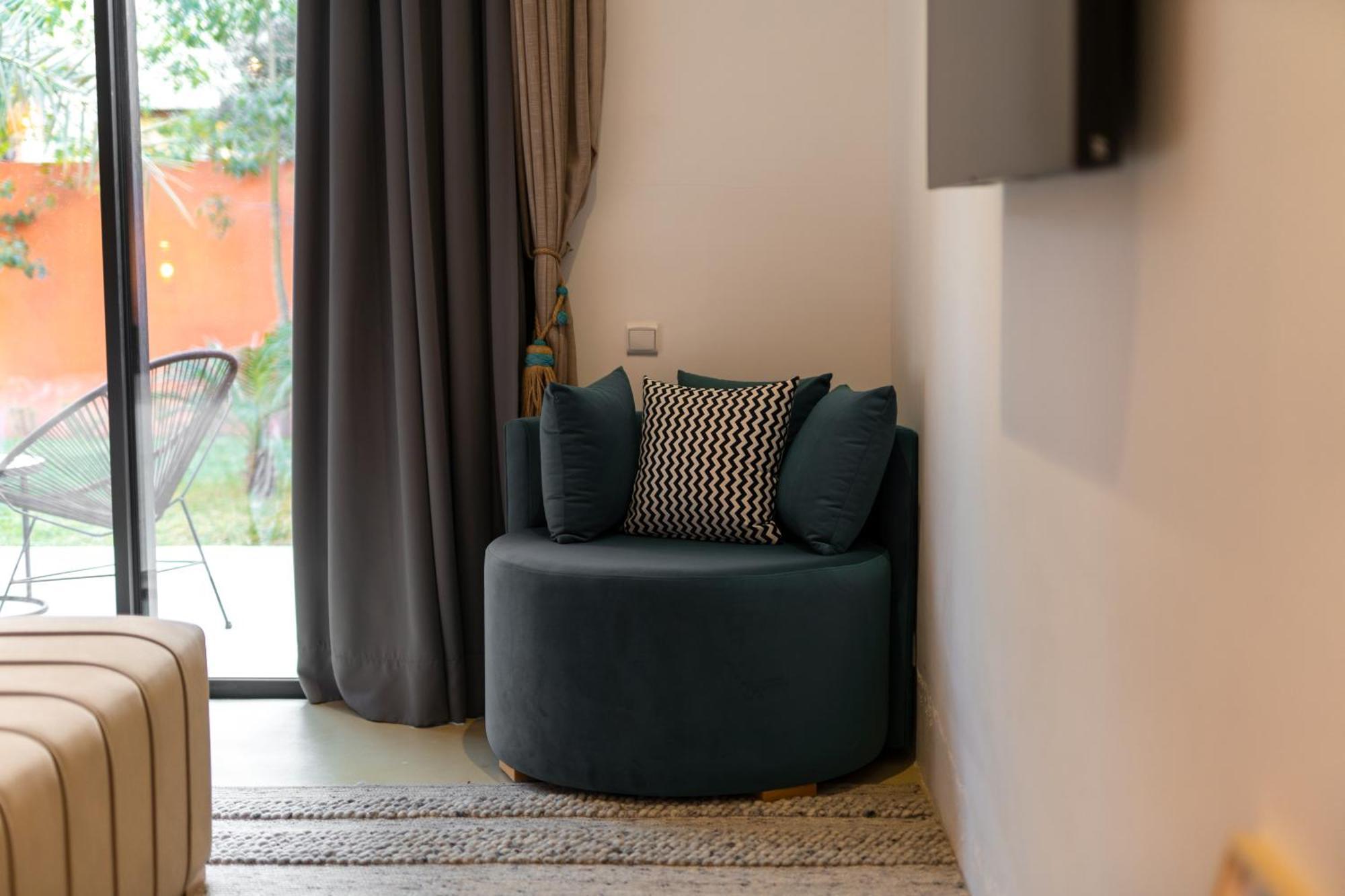 Luxe Dar Paumar, Marrakech Villa *