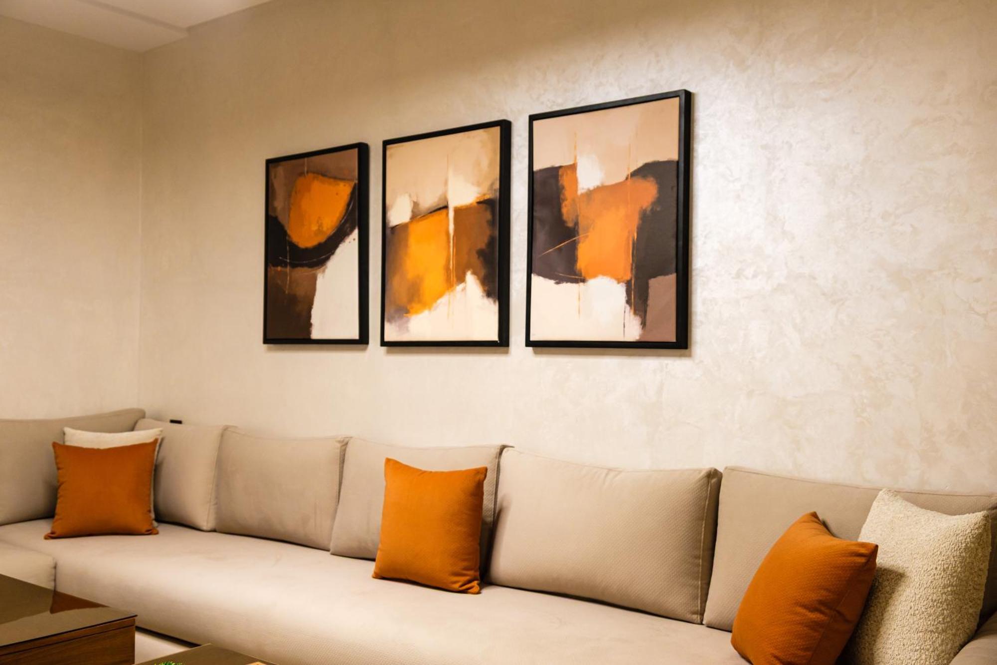 New! Modern Appart, Parking , Piscine & Fiber Wifi Gueliz Centre *