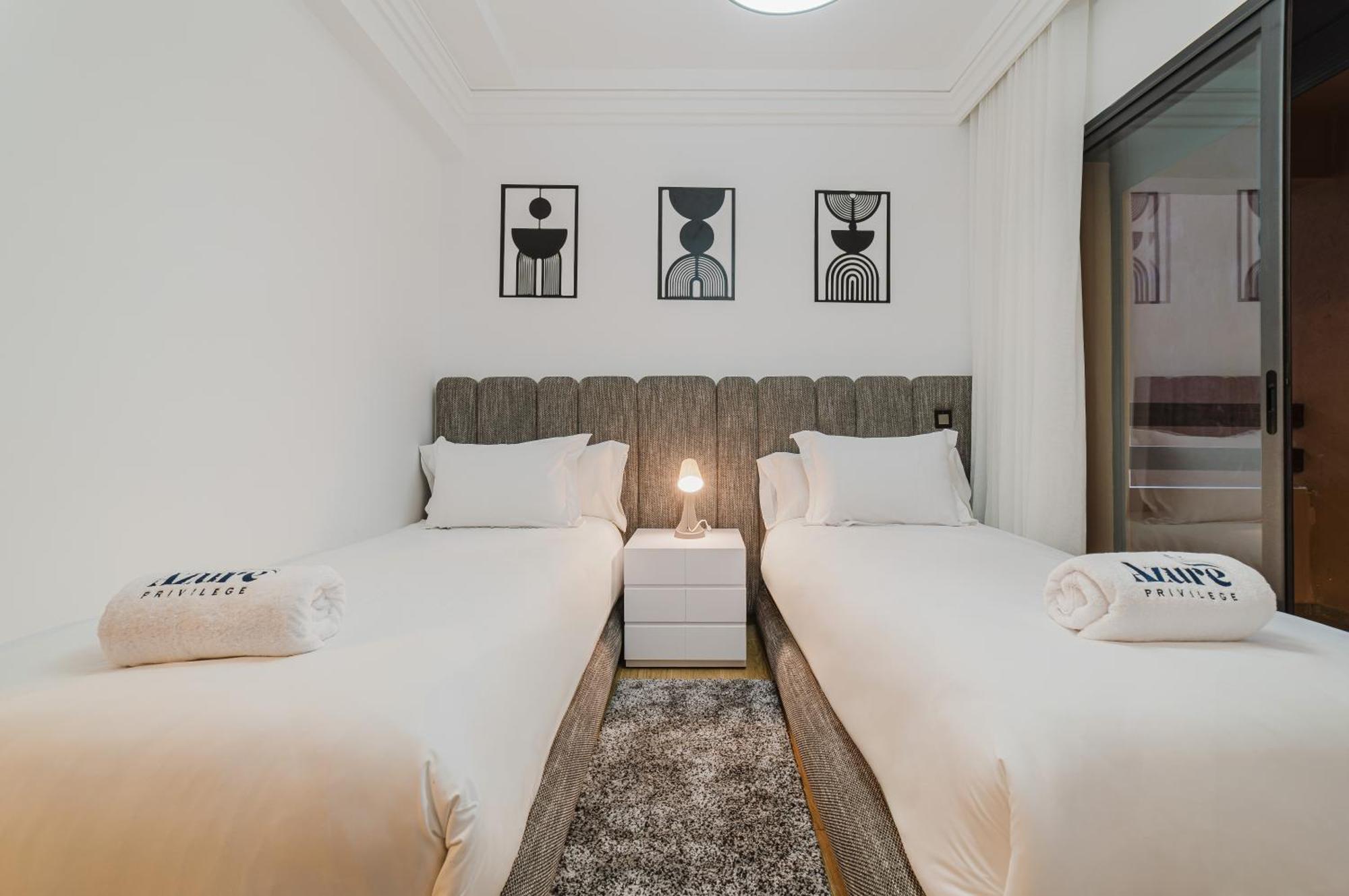 Apartment New! Modern Appart, Parking , Piscine & Fiber Wifi Gueliz Centre Marrakesh