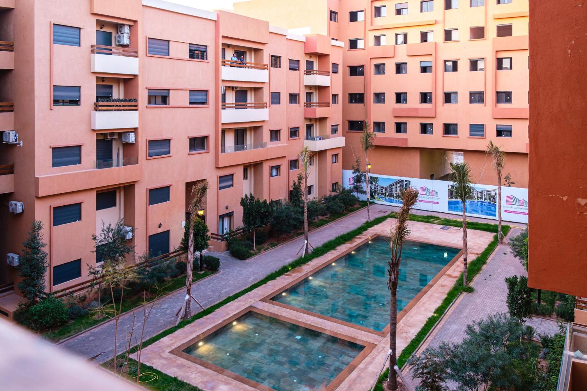 New! Modern Appart, Parking , Piscine & Fiber Wifi Gueliz Centre Marrakesh