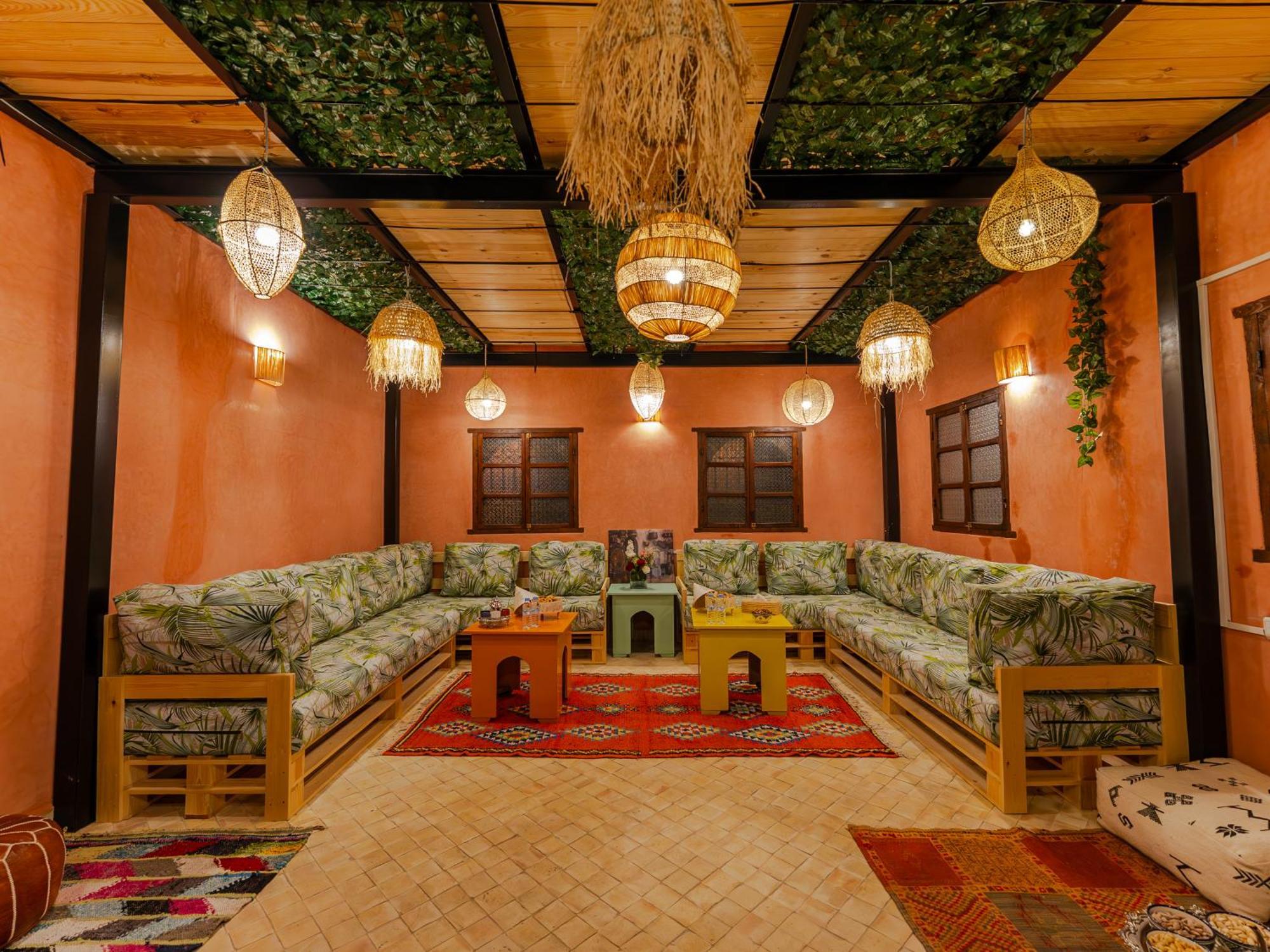 Dar Lamia Guest house *