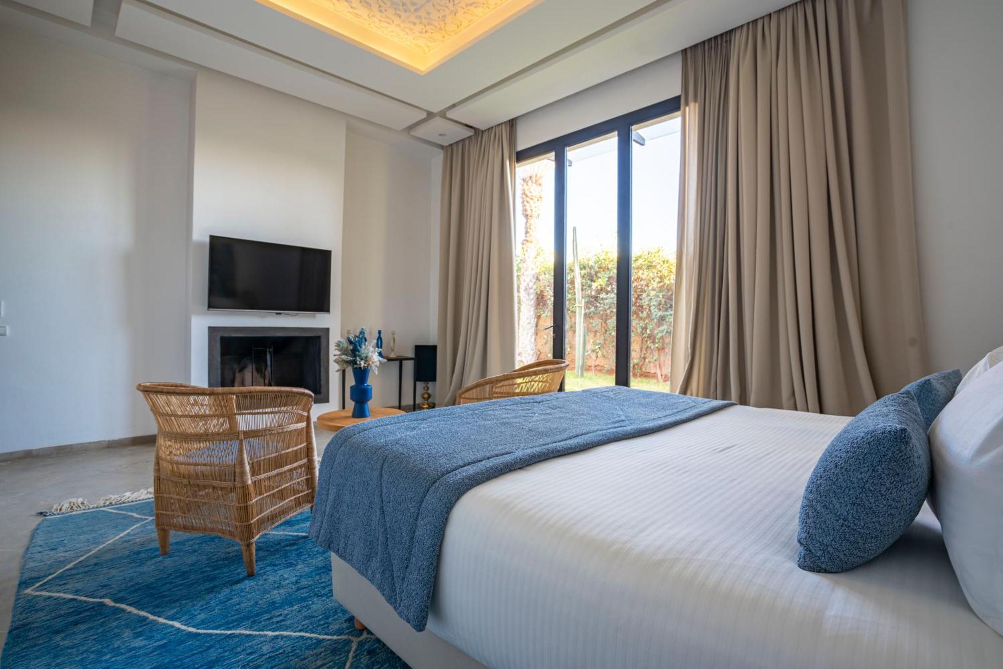 Deluxe A Marrakech Avec Piscine Chaufee Pousada Marraquexe