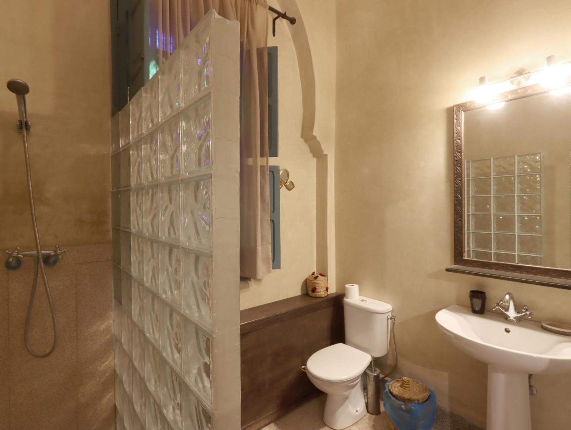 Pour Un Groupe De 14 Personnes Dans Le Centre Apartment *