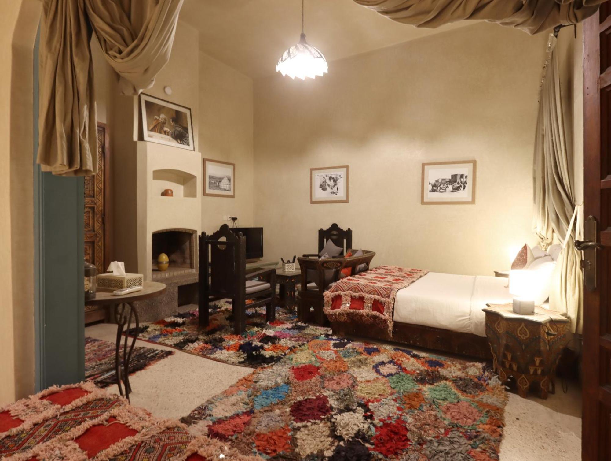 Pour Un Groupe De 14 Personnes Dans Le Centre Marrakesh