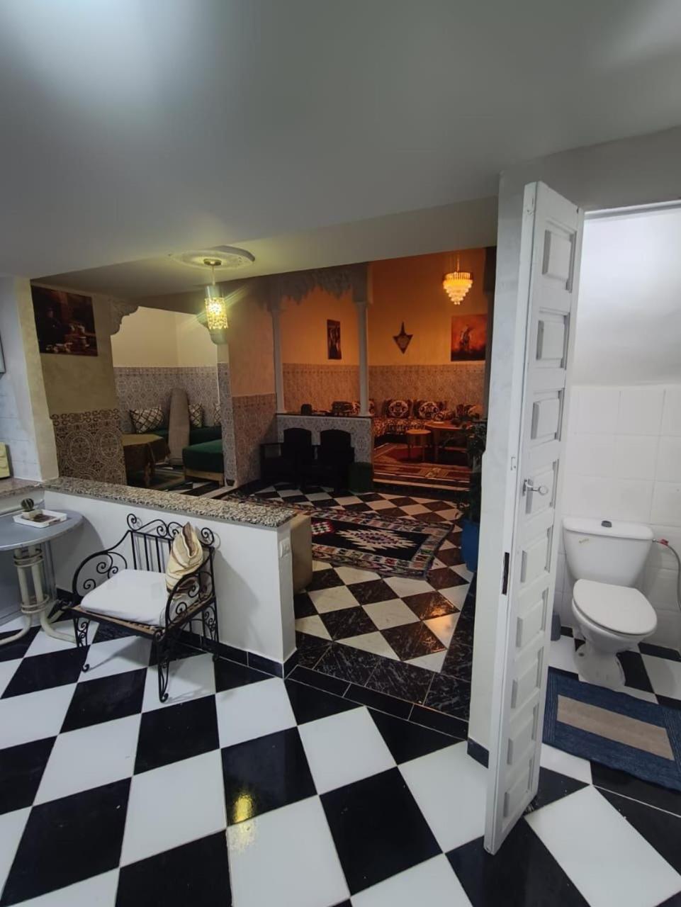 Raid Lkaram Apartment
