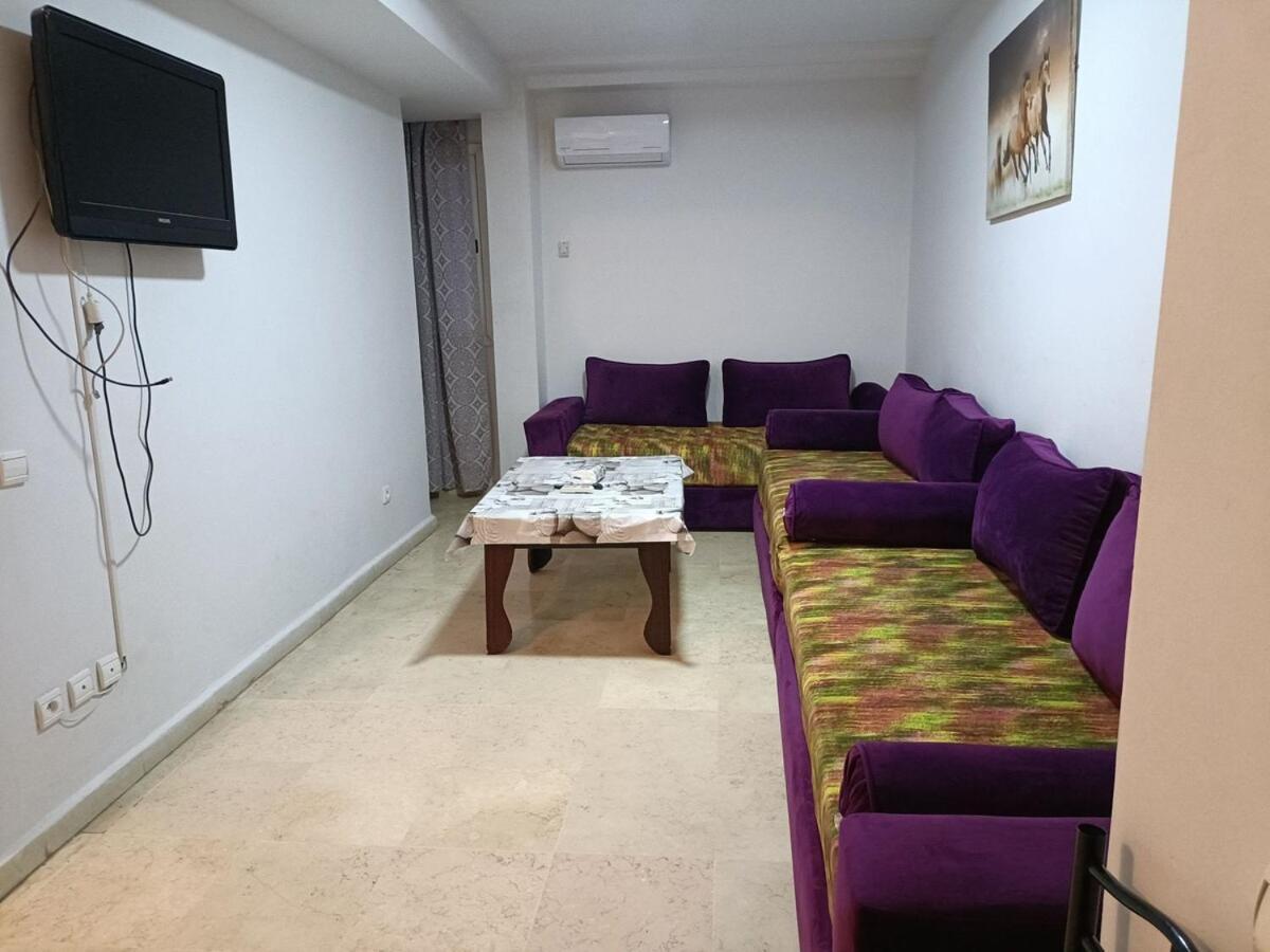 30 Family Apartment *