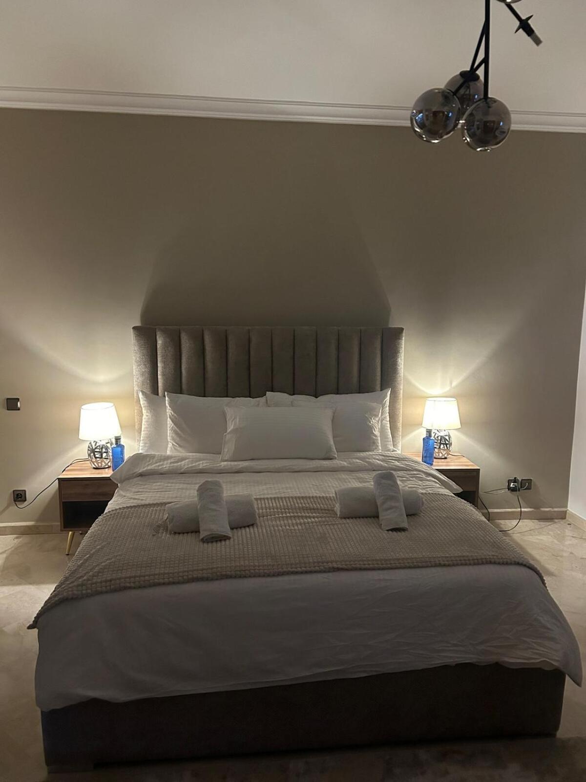 Apartment 2-bedroom Luxury Contemporary Hivernage