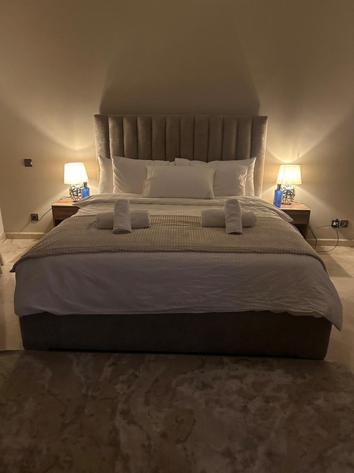 2-bedroom Luxury Contemporary Hivernage