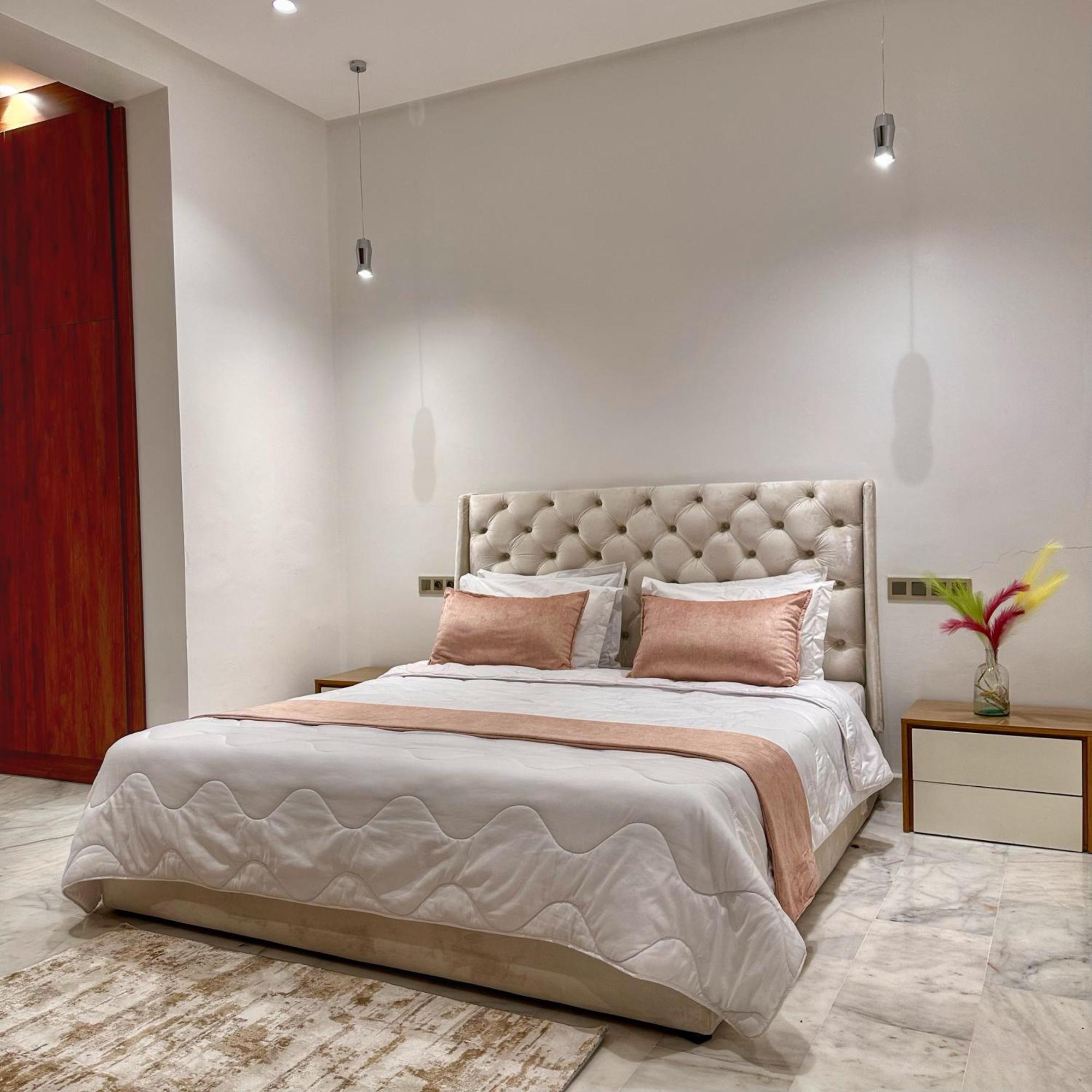 White Argan Golf Piscine Chauffee