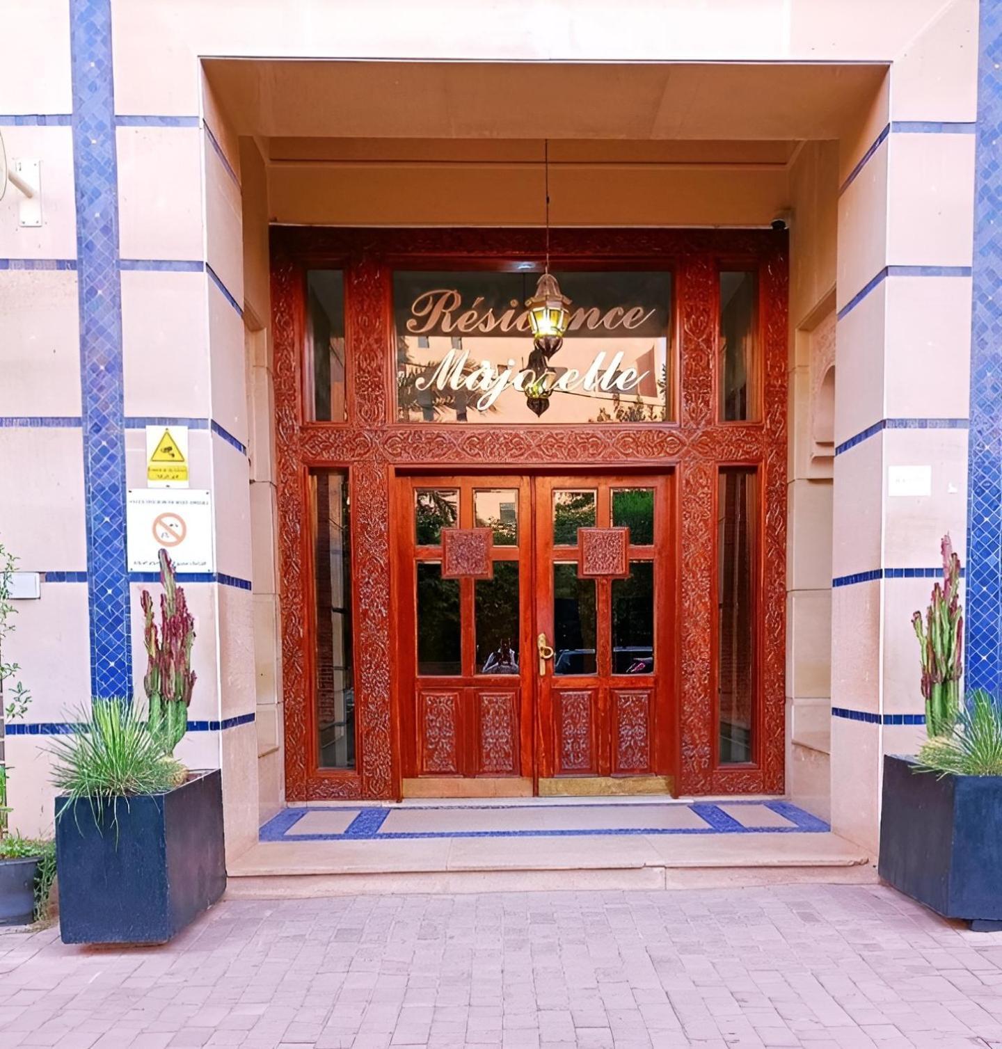 Duplex Raffine Avec Terrasse Verdoyante Et Vegetal - A 300m Du Jardin Majorelle Et Musee Yves Saint Laurent - Netflix Et Iptv * Marrakesh