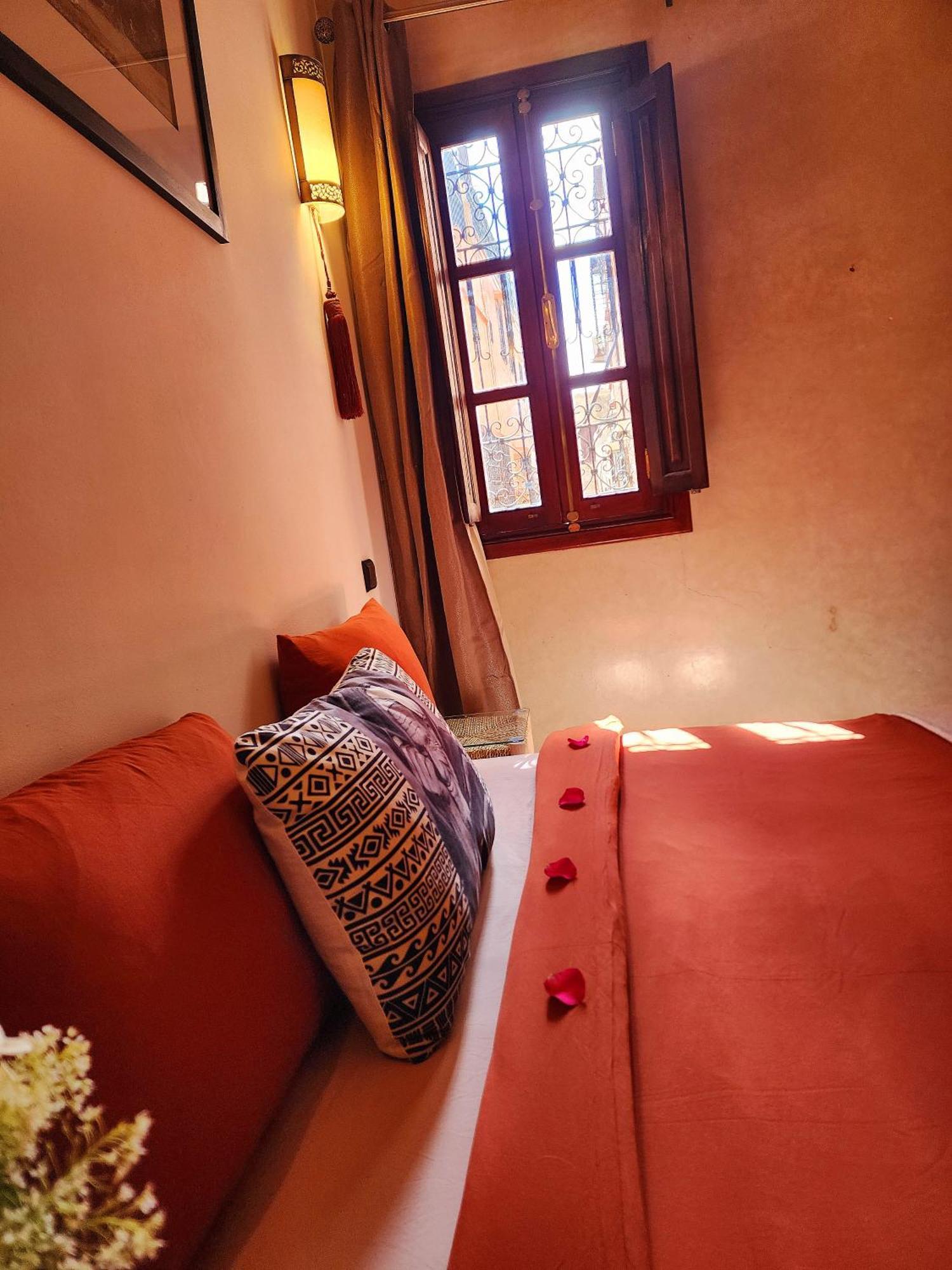 Mumtaz Marrakech *