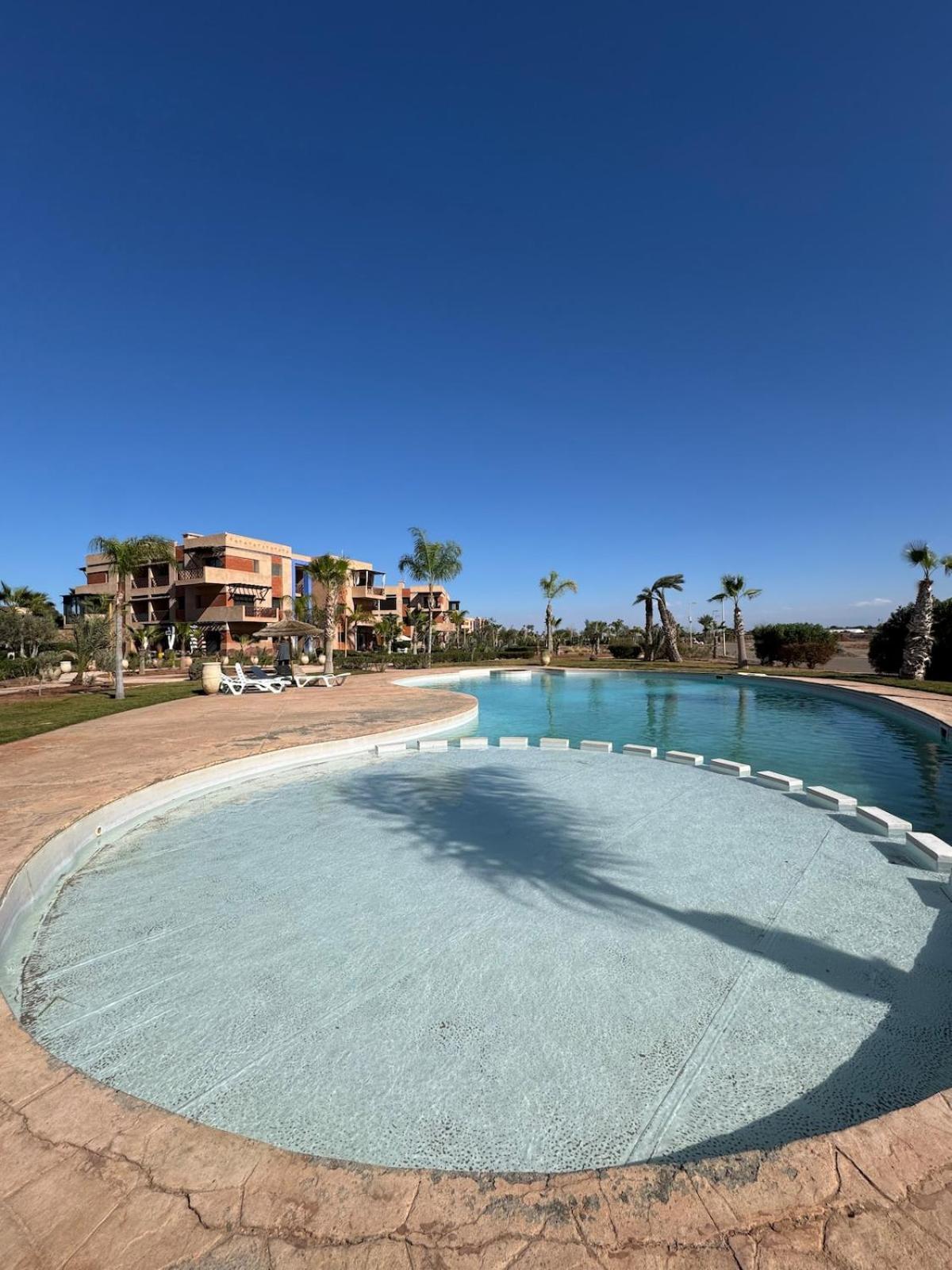 Apartment Cosy Avec Piscine, Terrain Tennis Et Loisirs